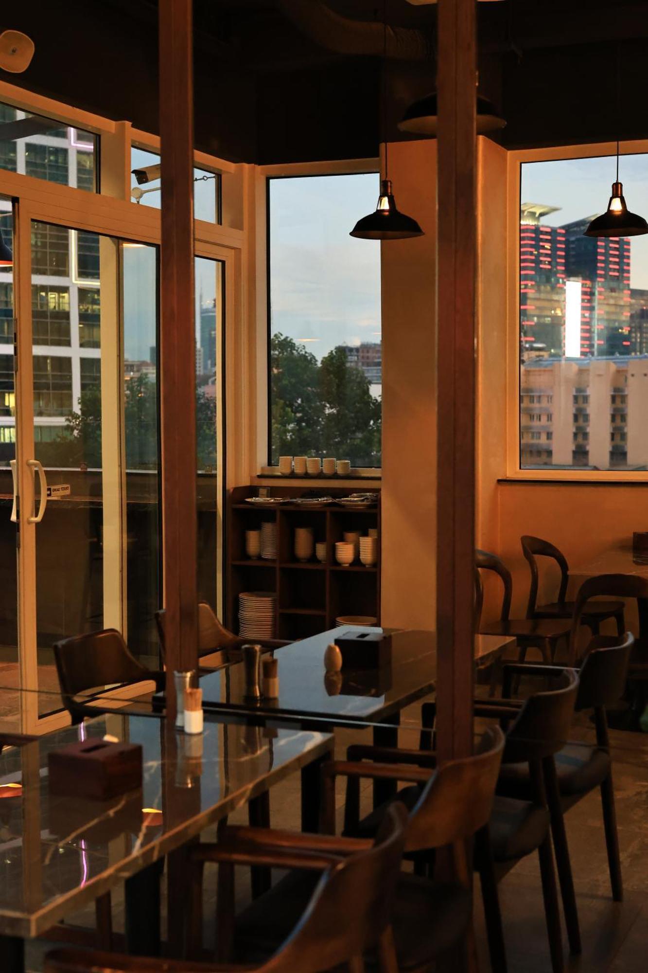 Hato Saigon Boutique & Rooftop Hotel