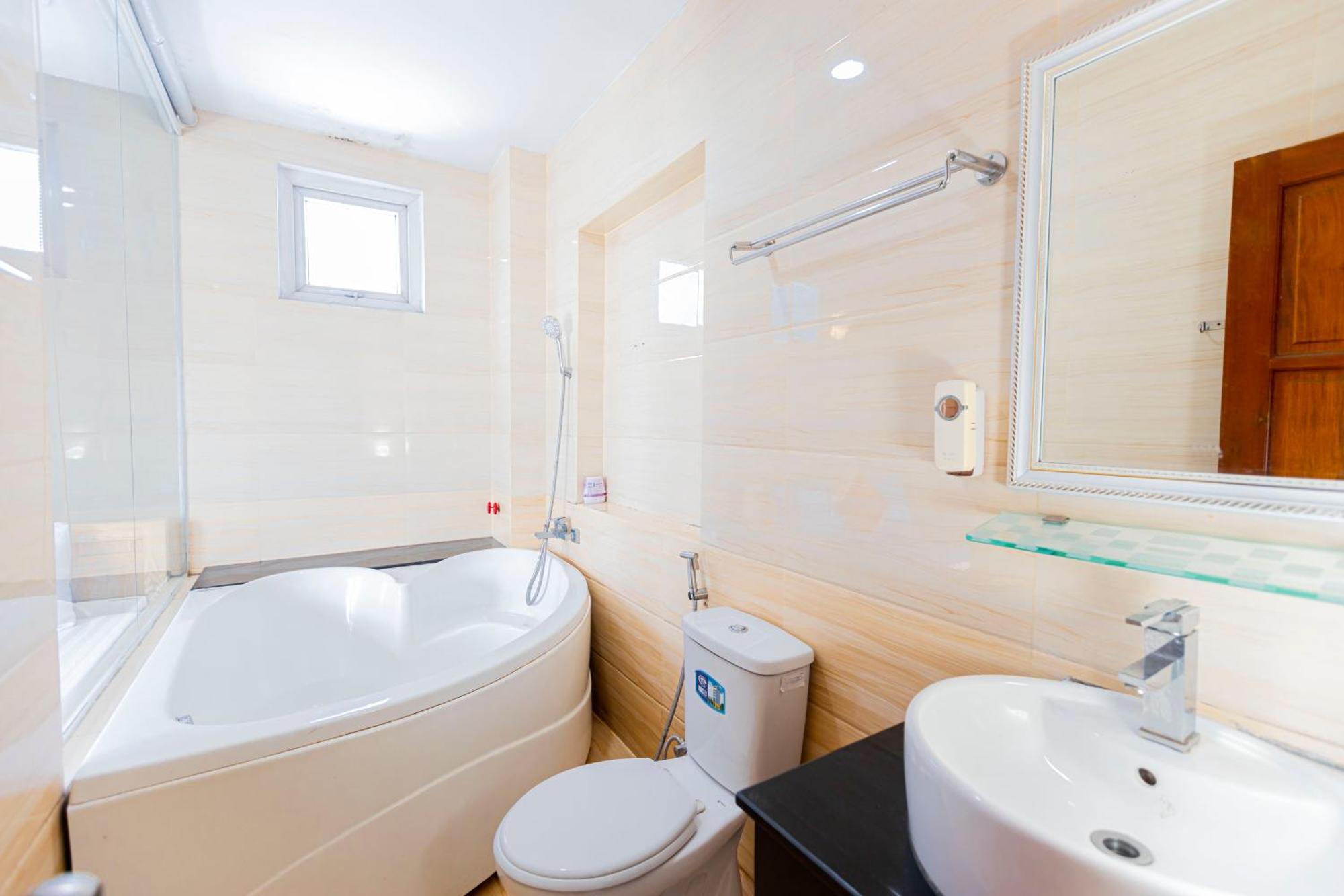 Khách sạn Phu Gia 464 Nvl