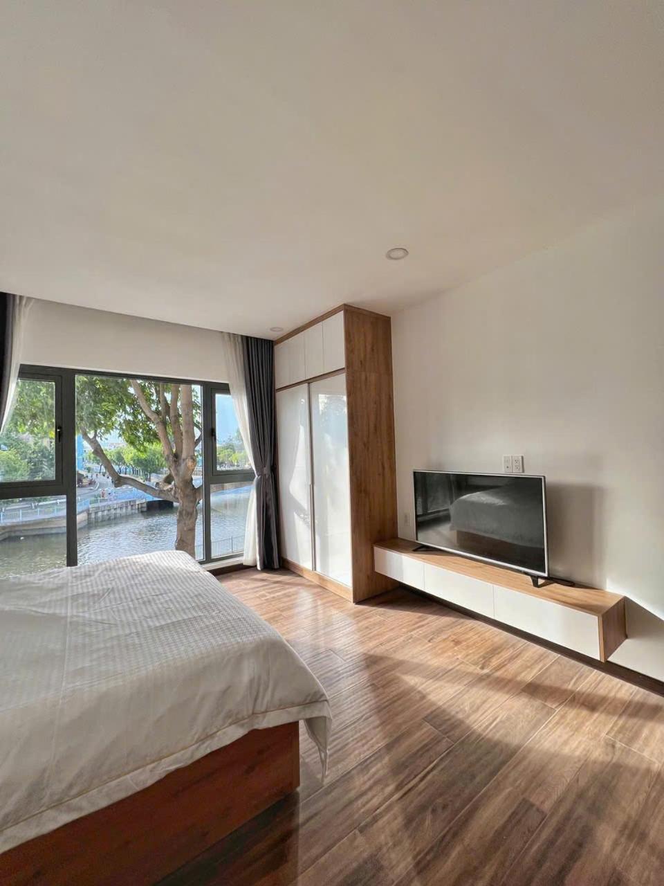 Riversidehome Nearairport/netflix/chill/terrace Pangsapuri Bandar Ho Chi Minh