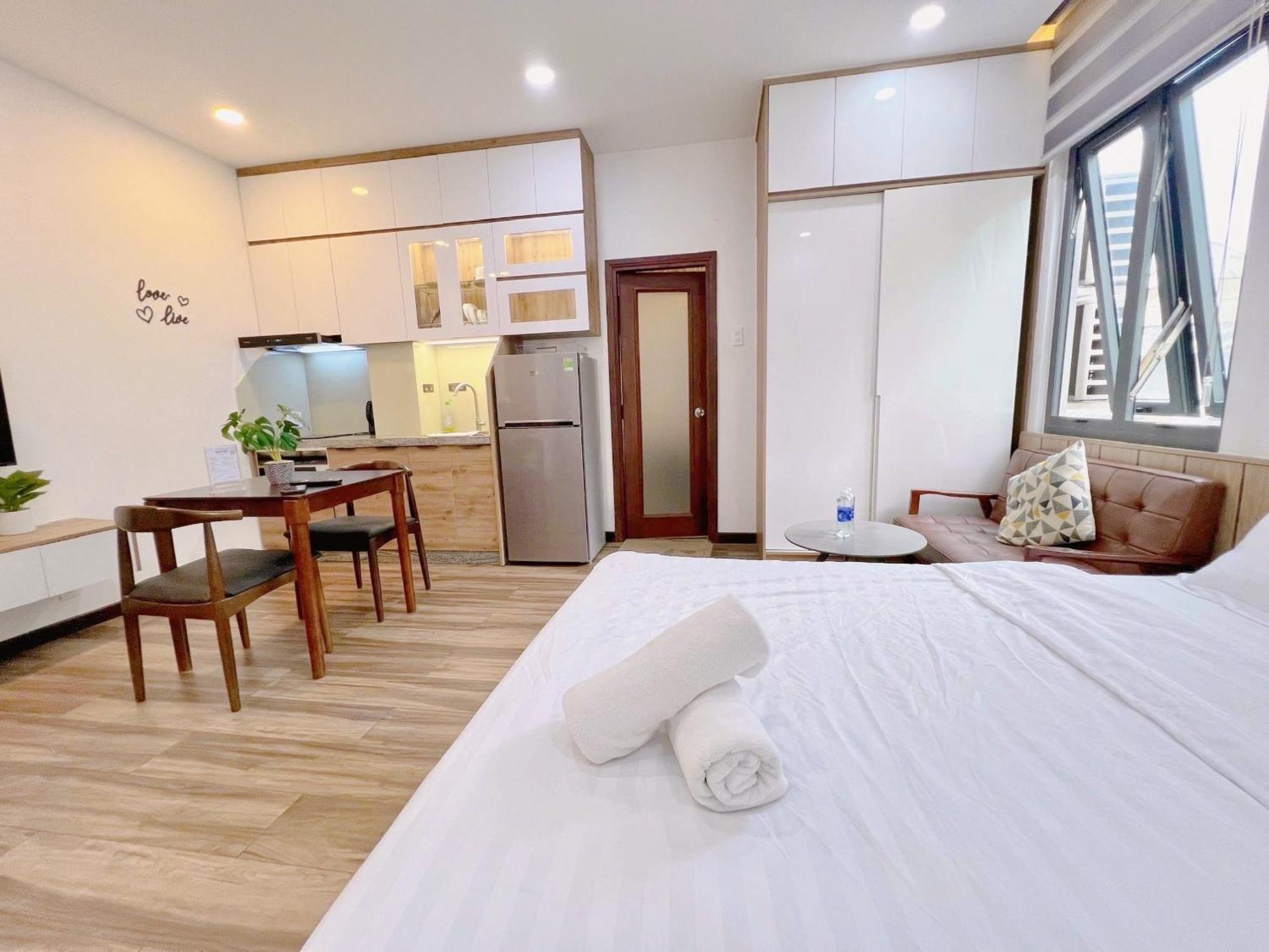Riversidehome Nearairport/netflix/chill/terrace