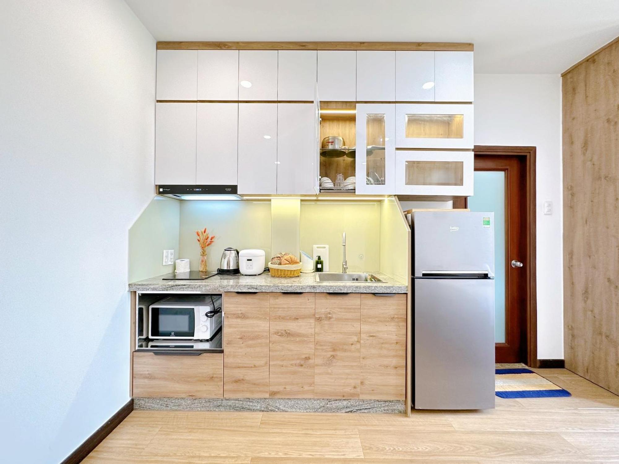 Riversidehome Nearairport/netflix/chill/terrace Pangsapuri