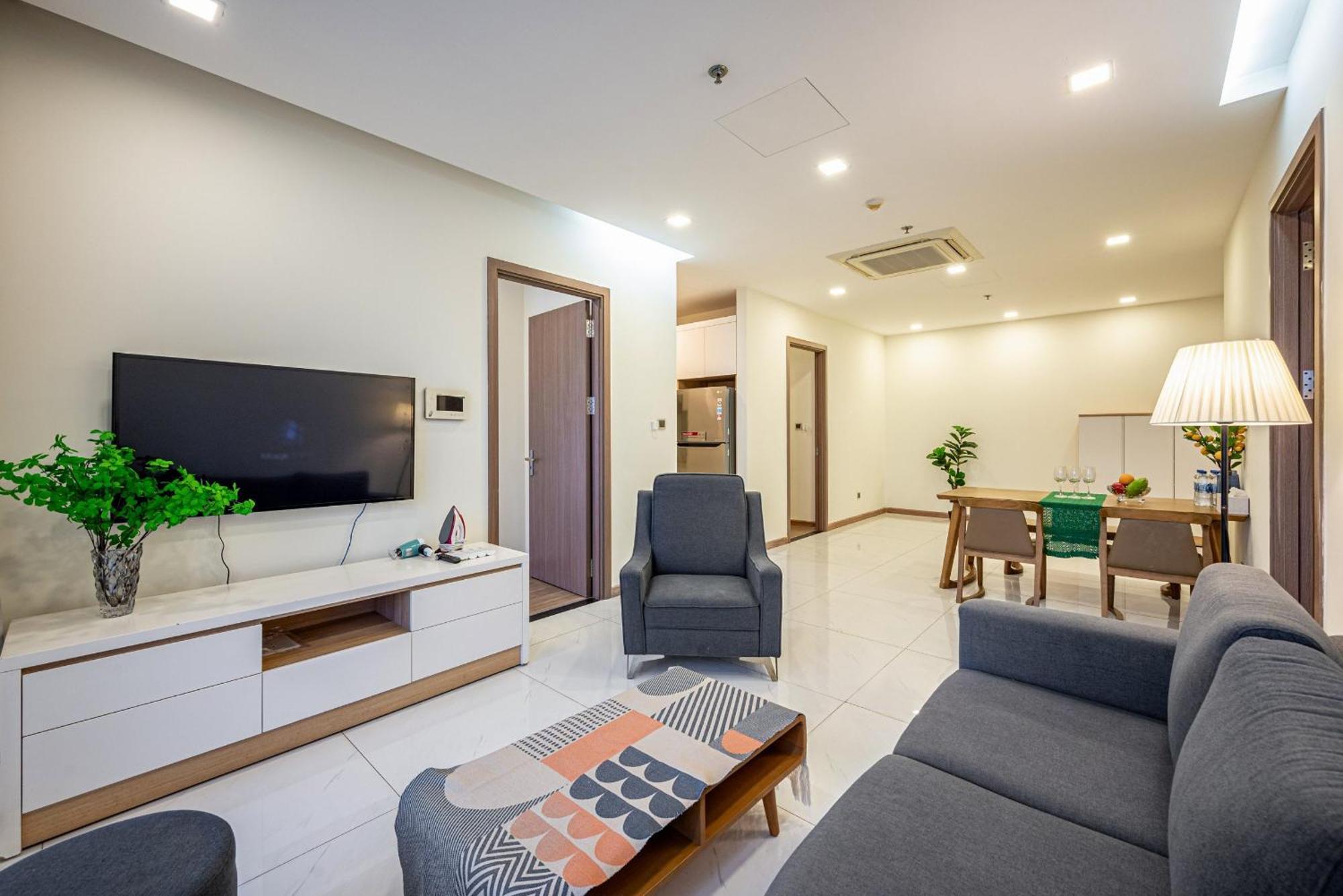 Pangsapuri In Landmark-vinhome Park By Yen *