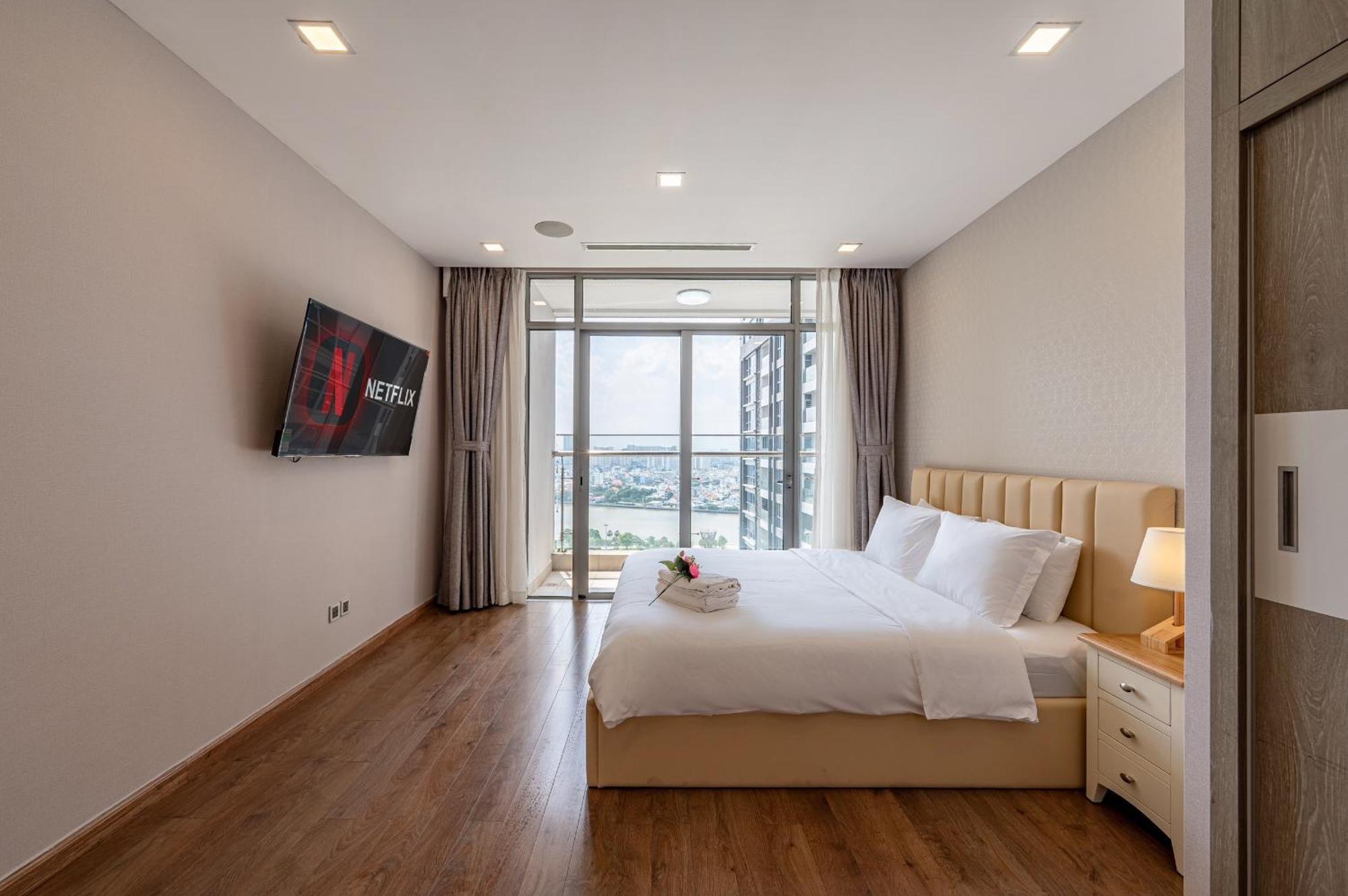 Pangsapuri In Landmark-vinhome Park By Yen