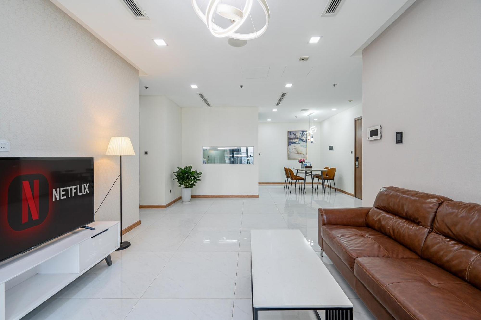 In Landmark-vinhome Park By Yen * Ho Chi Minh City