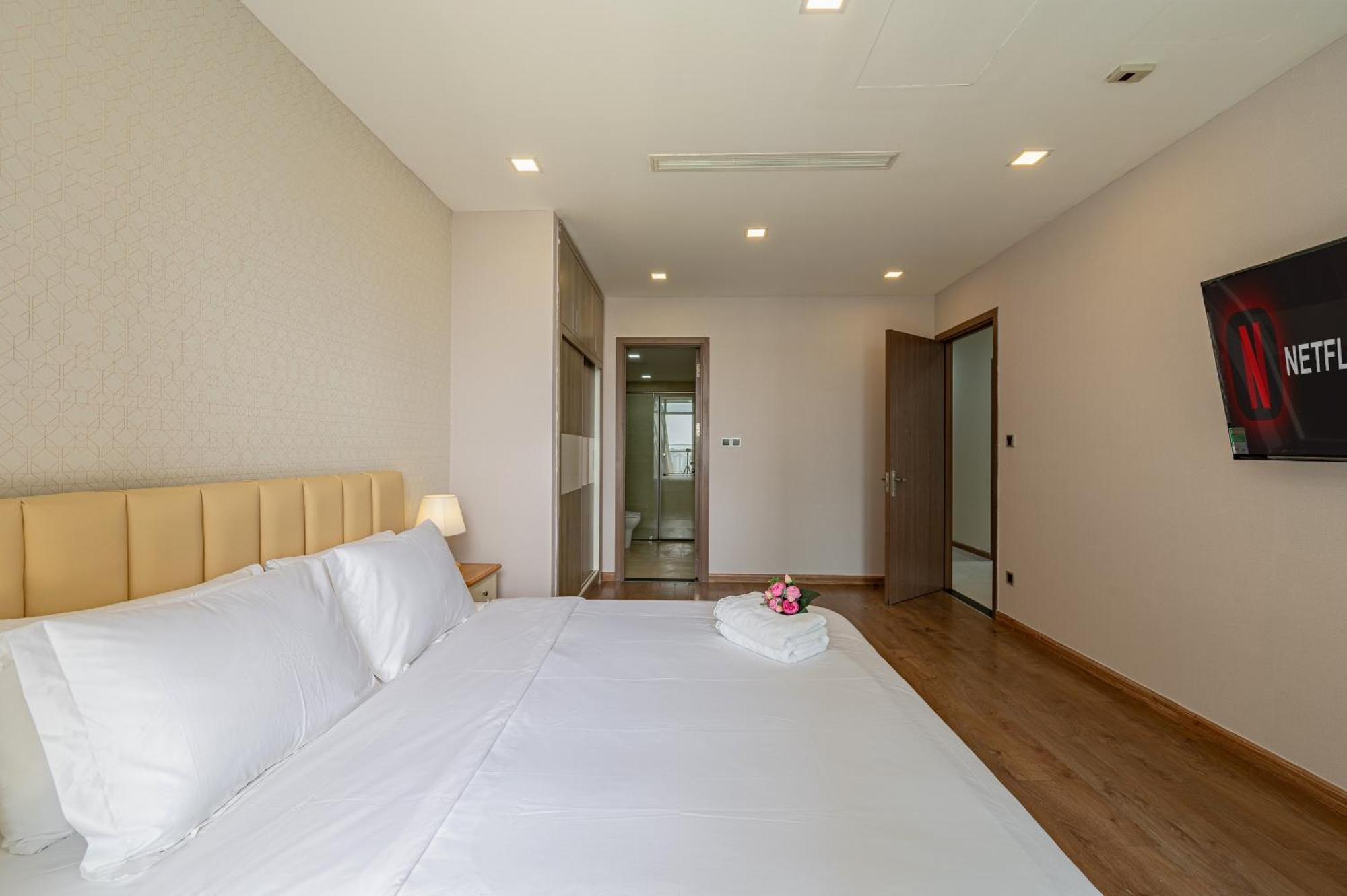 Pangsapuri In Landmark-vinhome Park By Yen *
