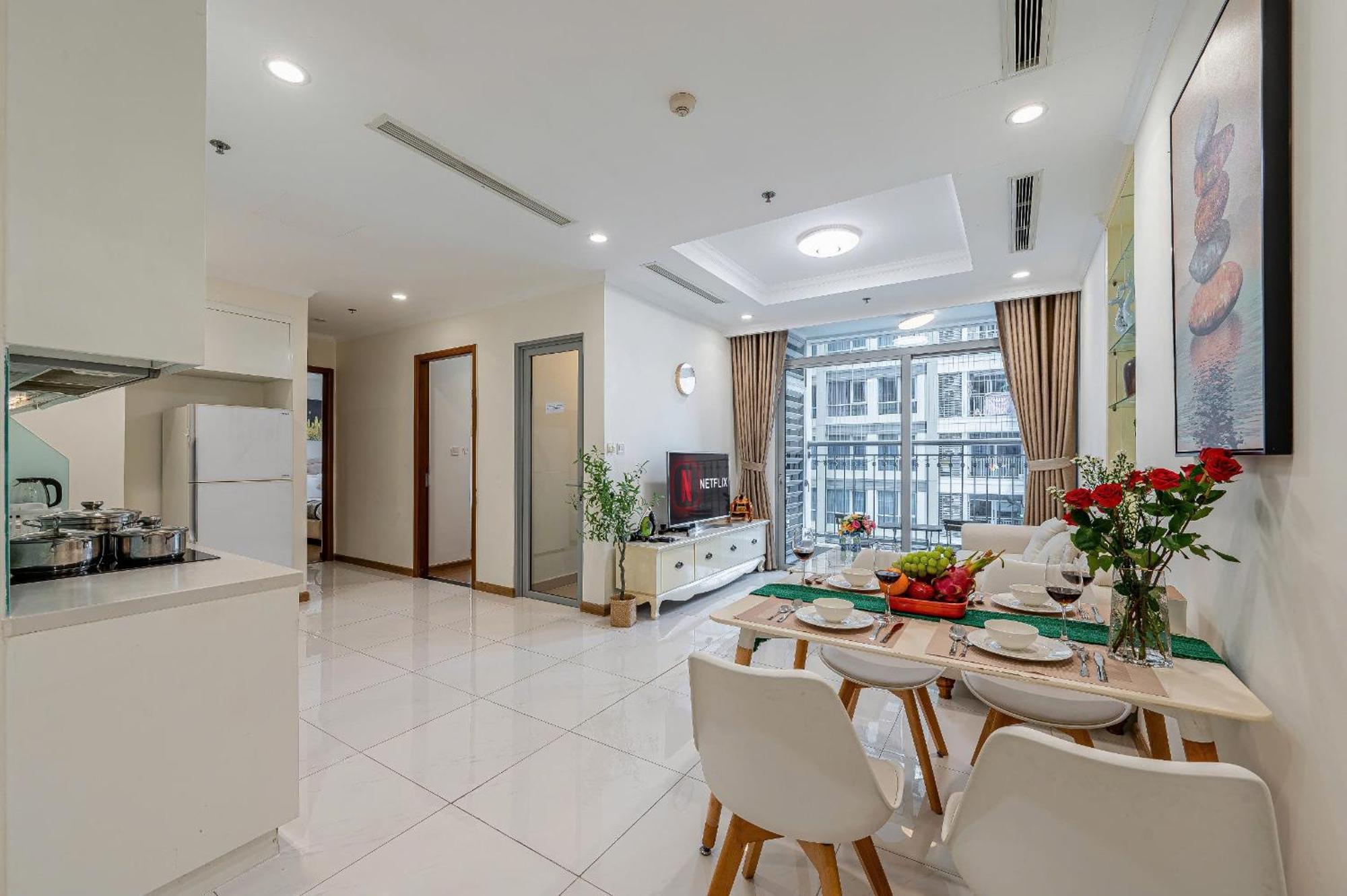 In Landmark-vinhome Park By Yen Ho Chi Minh City