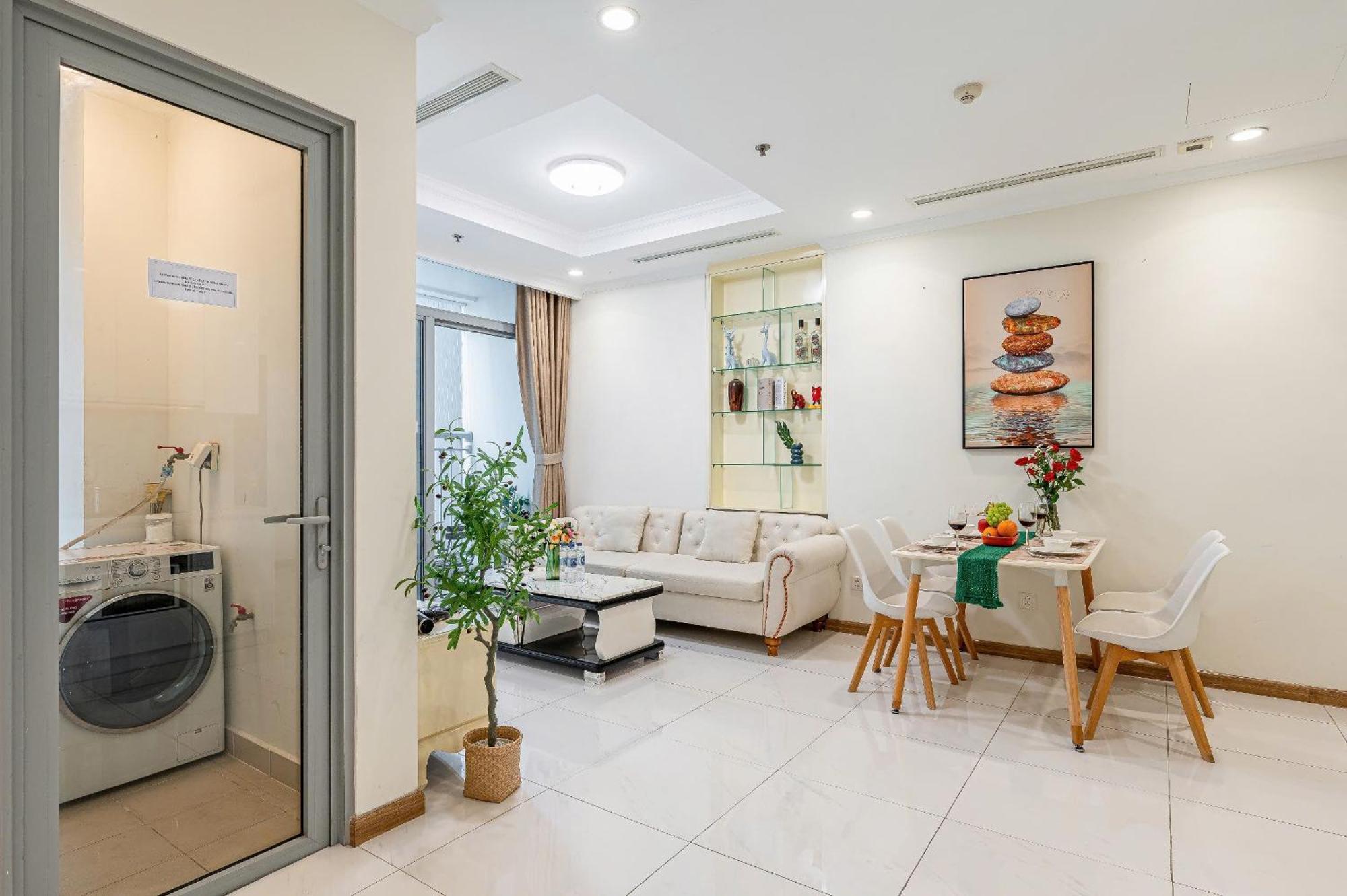 In Landmark-vinhome Park By Yen Pangsapuri *