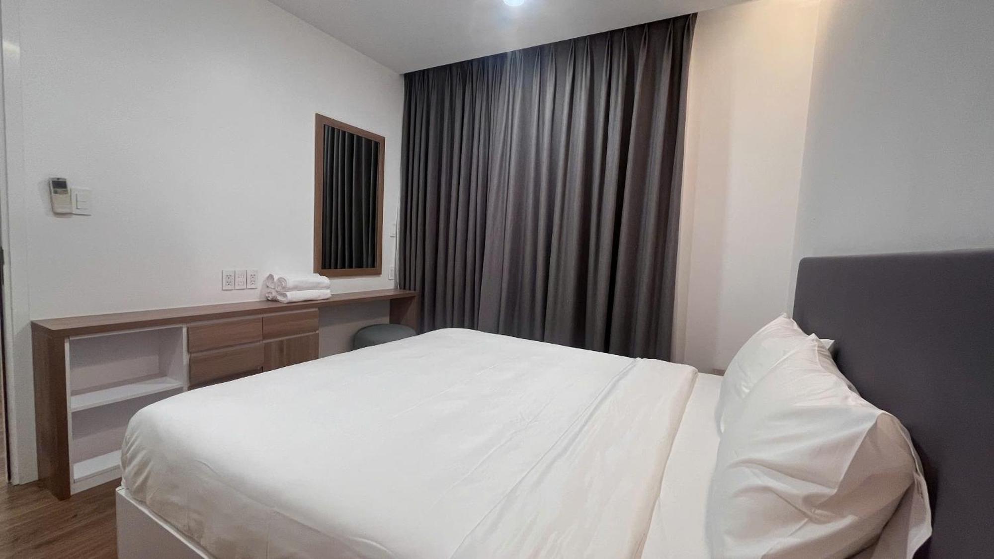 Apartment Republic Nearby Airport Free Pool Gym