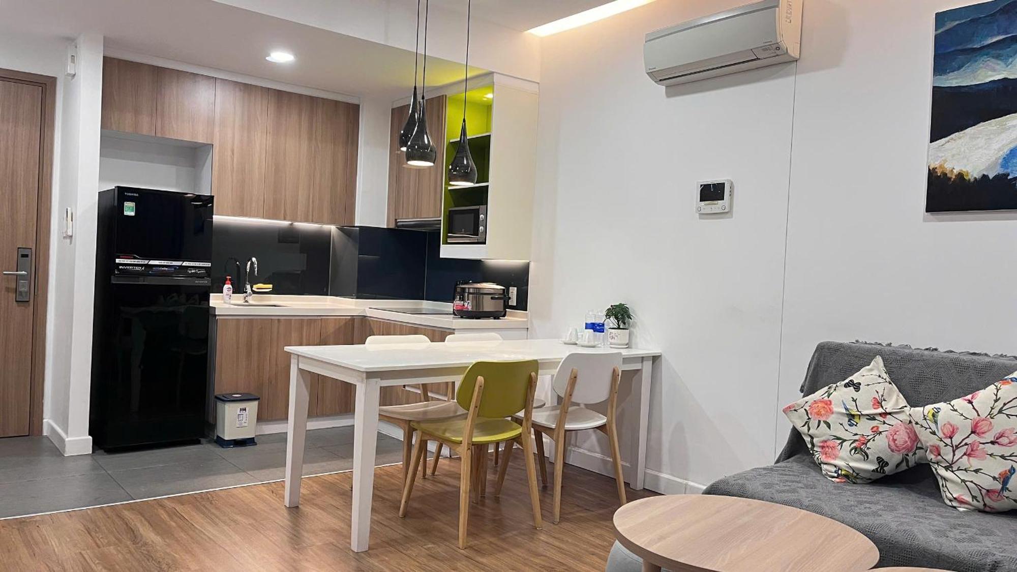 Republic Nearby Airport Free Pool Gym * Ho Chi Minh City