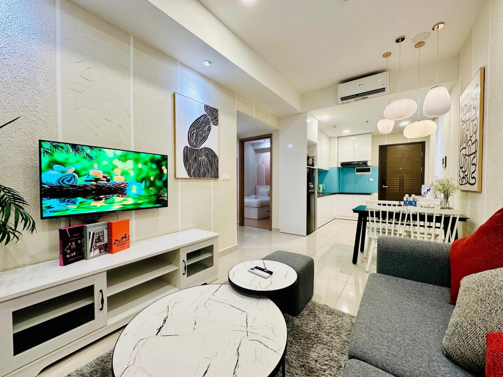 Tommy Homes In Soho District 1 Căn hộ