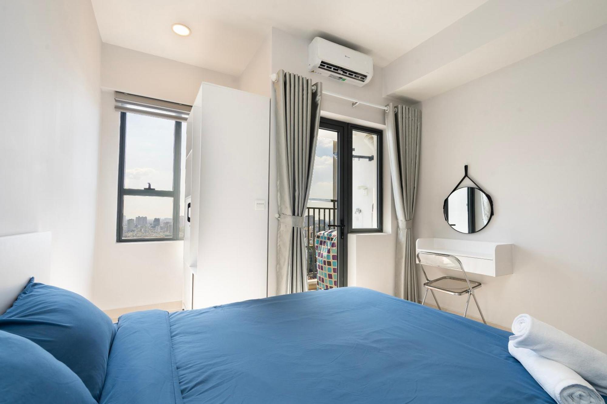 Rubi - Soho & District 1 Apartment