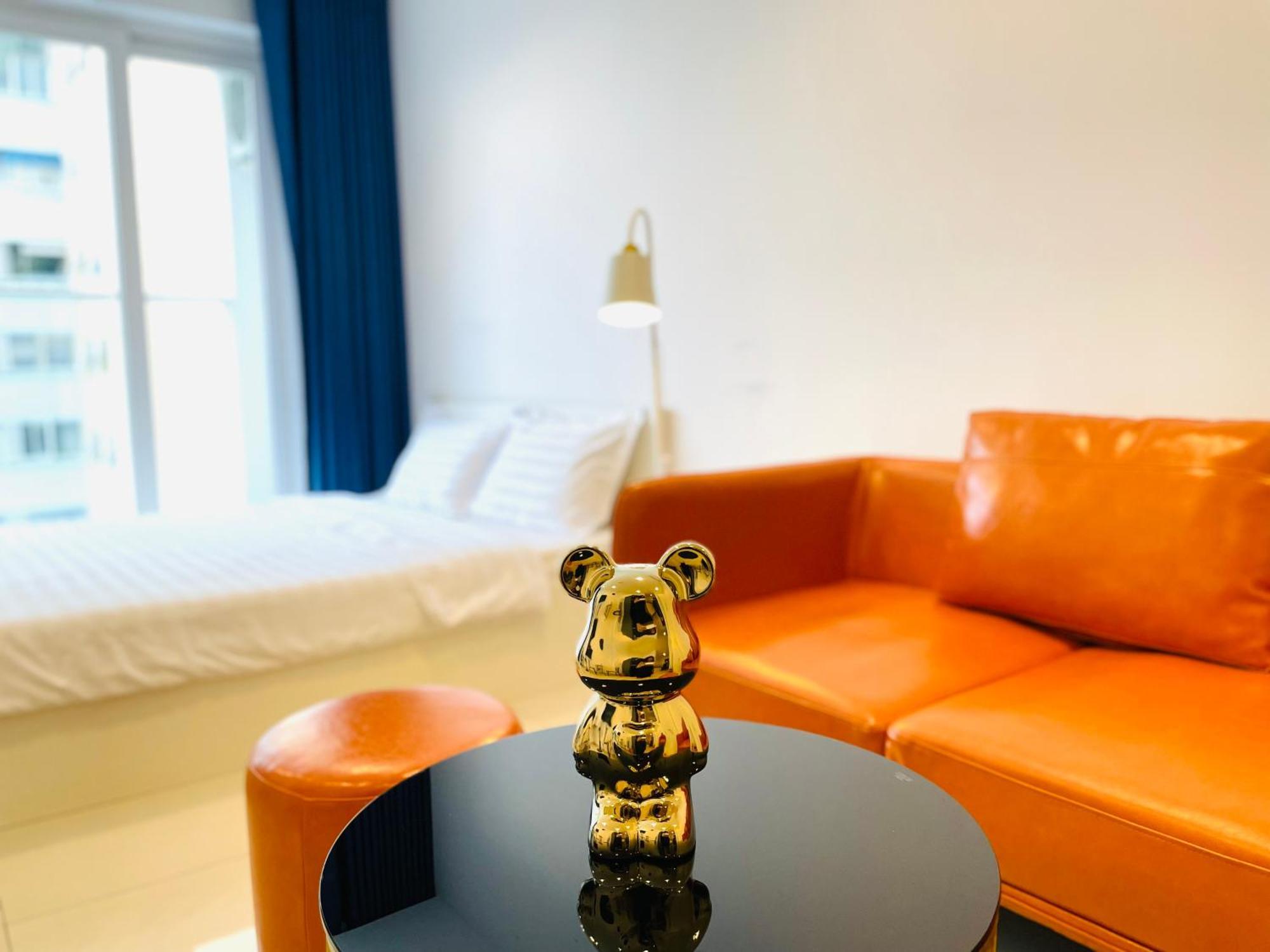 Apartment Sky Center Near The Airport Ho Chi Minh City