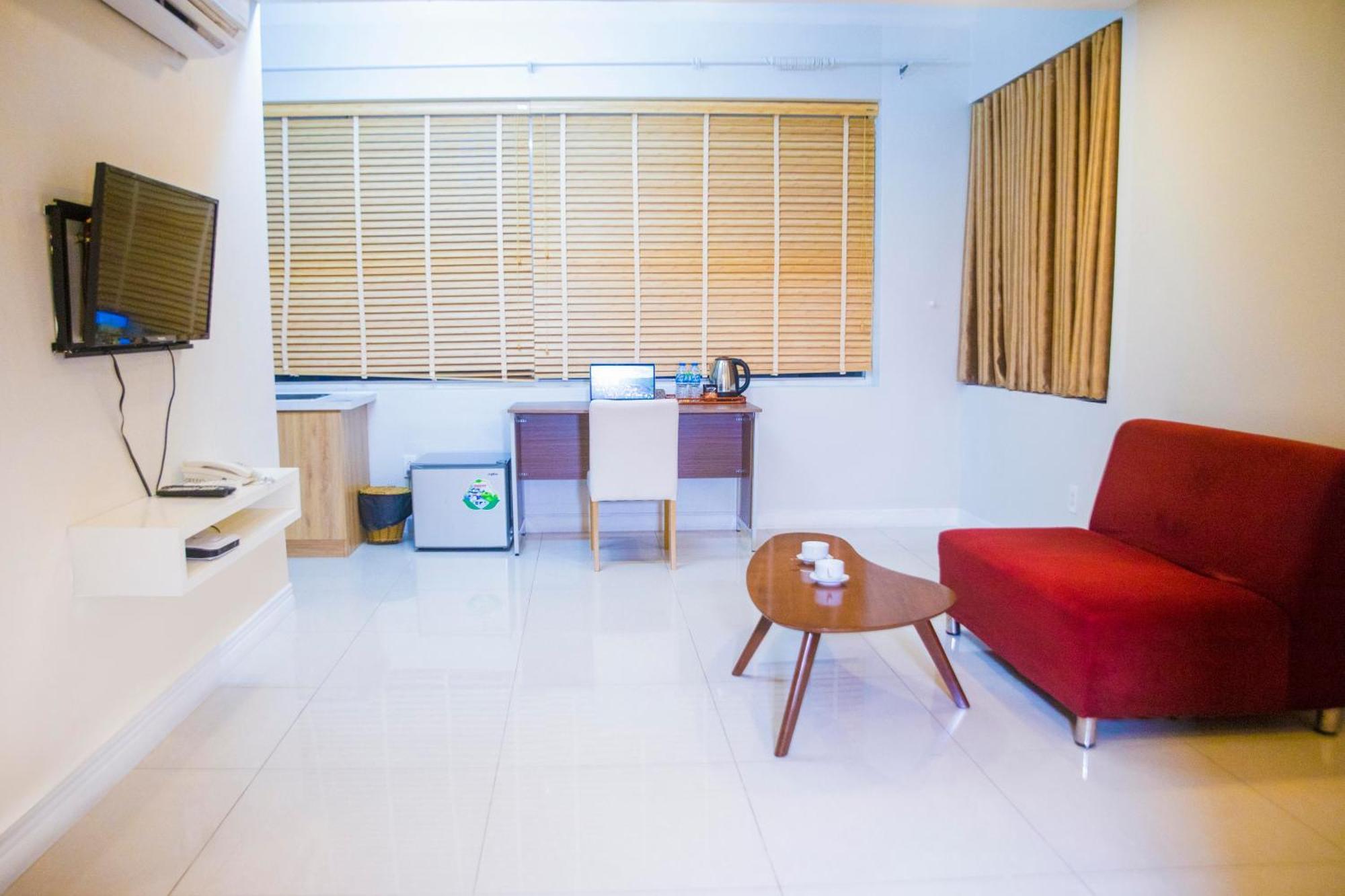 Sunshine Boutique Phu My Hung Hotel