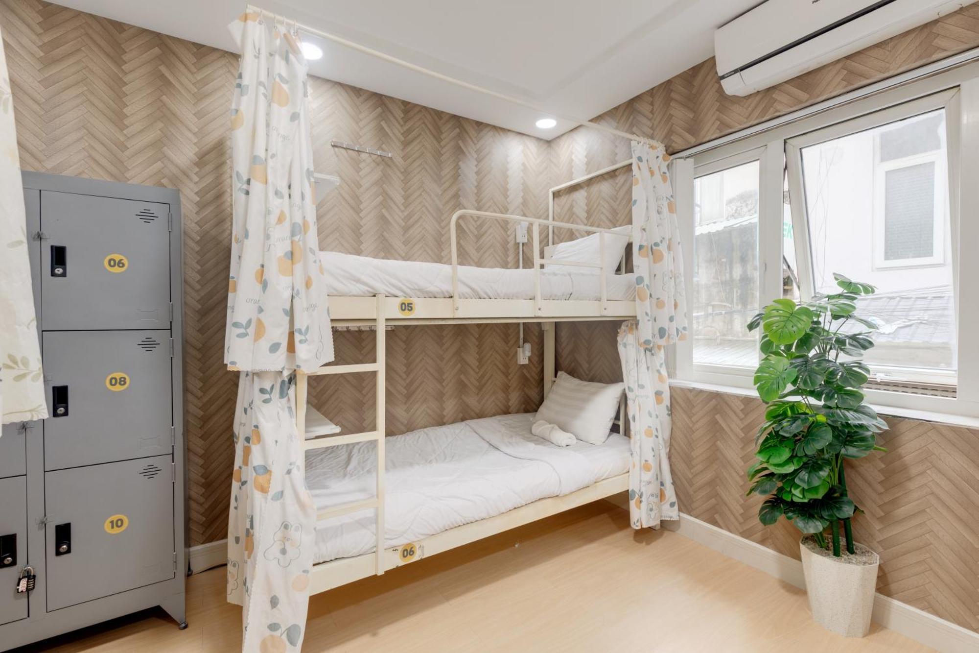 Saigon Authentic Hostel: Rooftop Retreat With Culinary Experiences Hostel