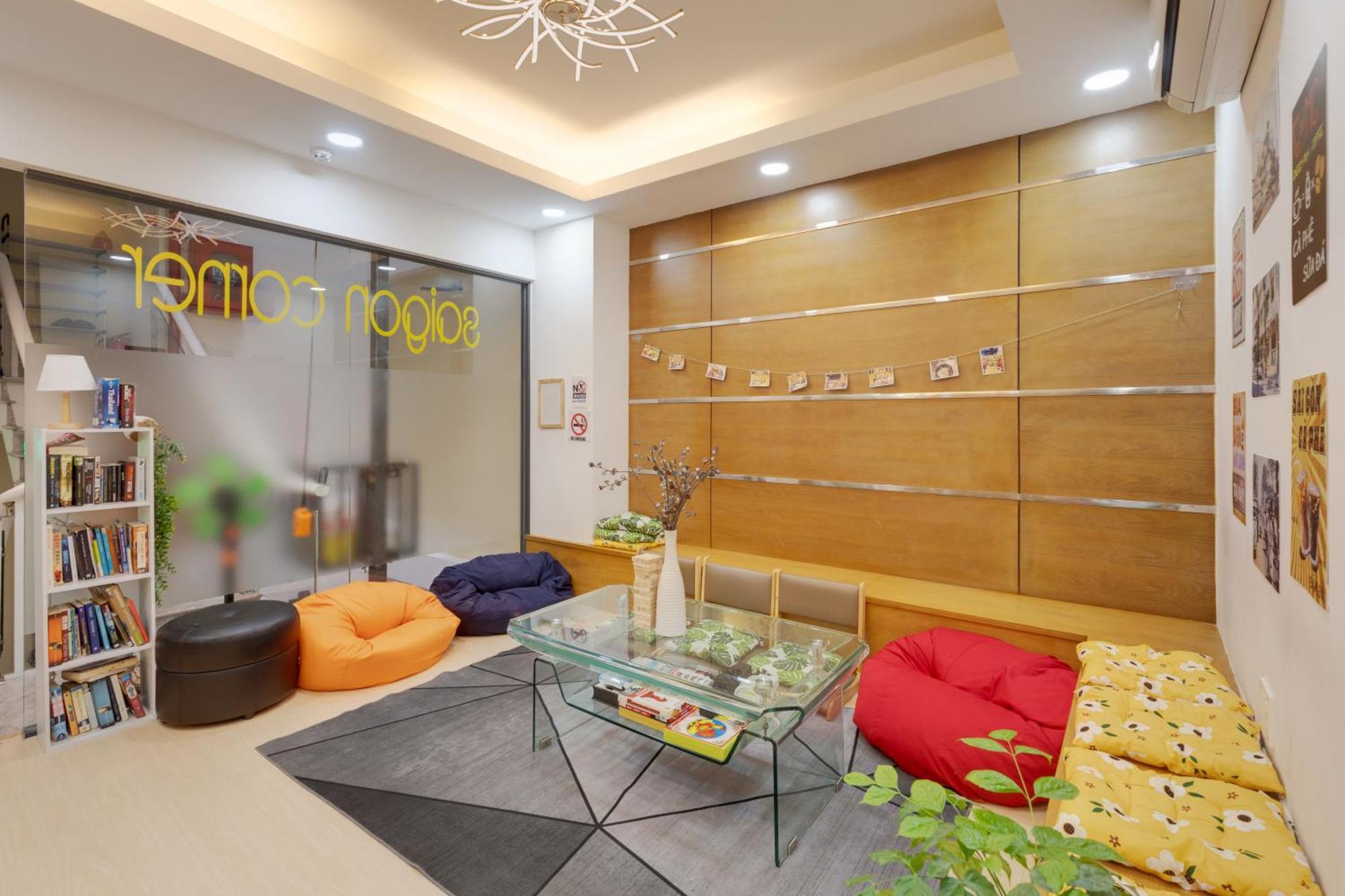 Hostel Saigon Authentic Hostel: Rooftop Retreat With Culinary Experiences Ho Chi Minh City