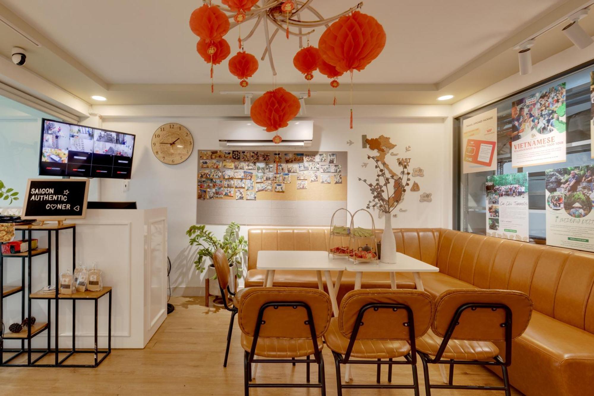 Saigon Authentic Hostel: Rooftop Retreat With Culinary Experiences Hostel