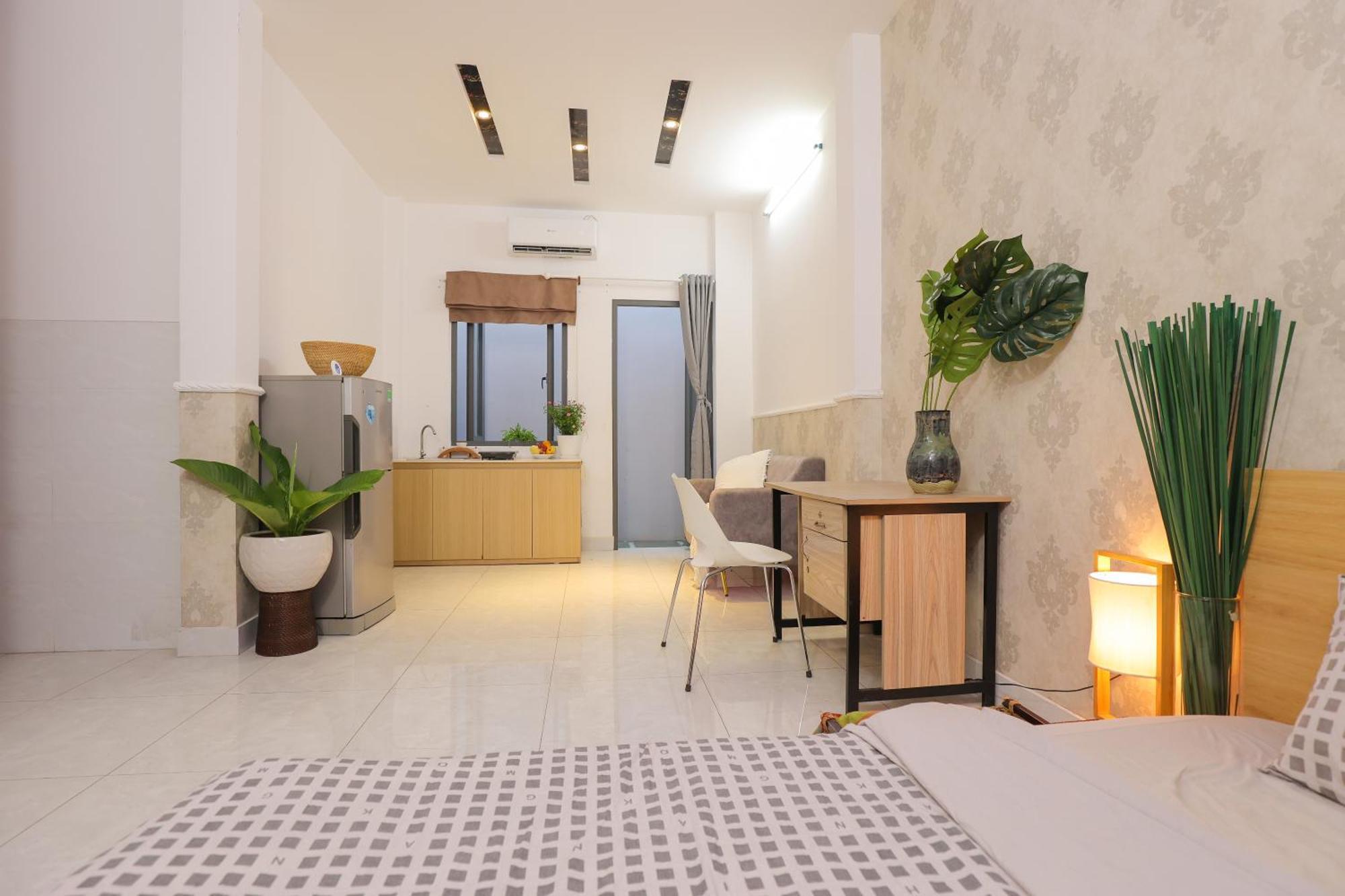Apartment Cozy In Phu Nhuan District Near District 1