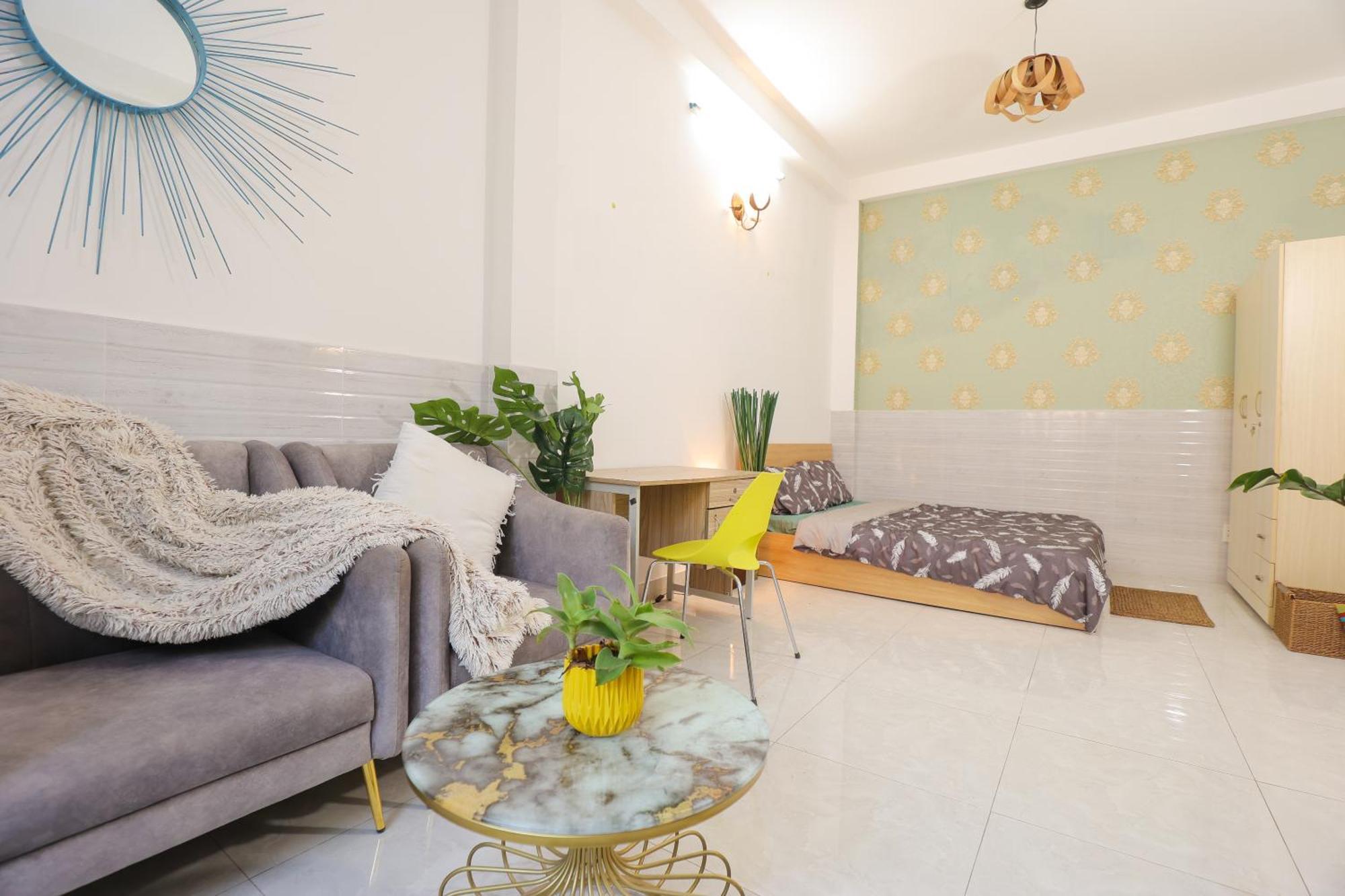 Apartment Cozy In Phu Nhuan District Near District 1
