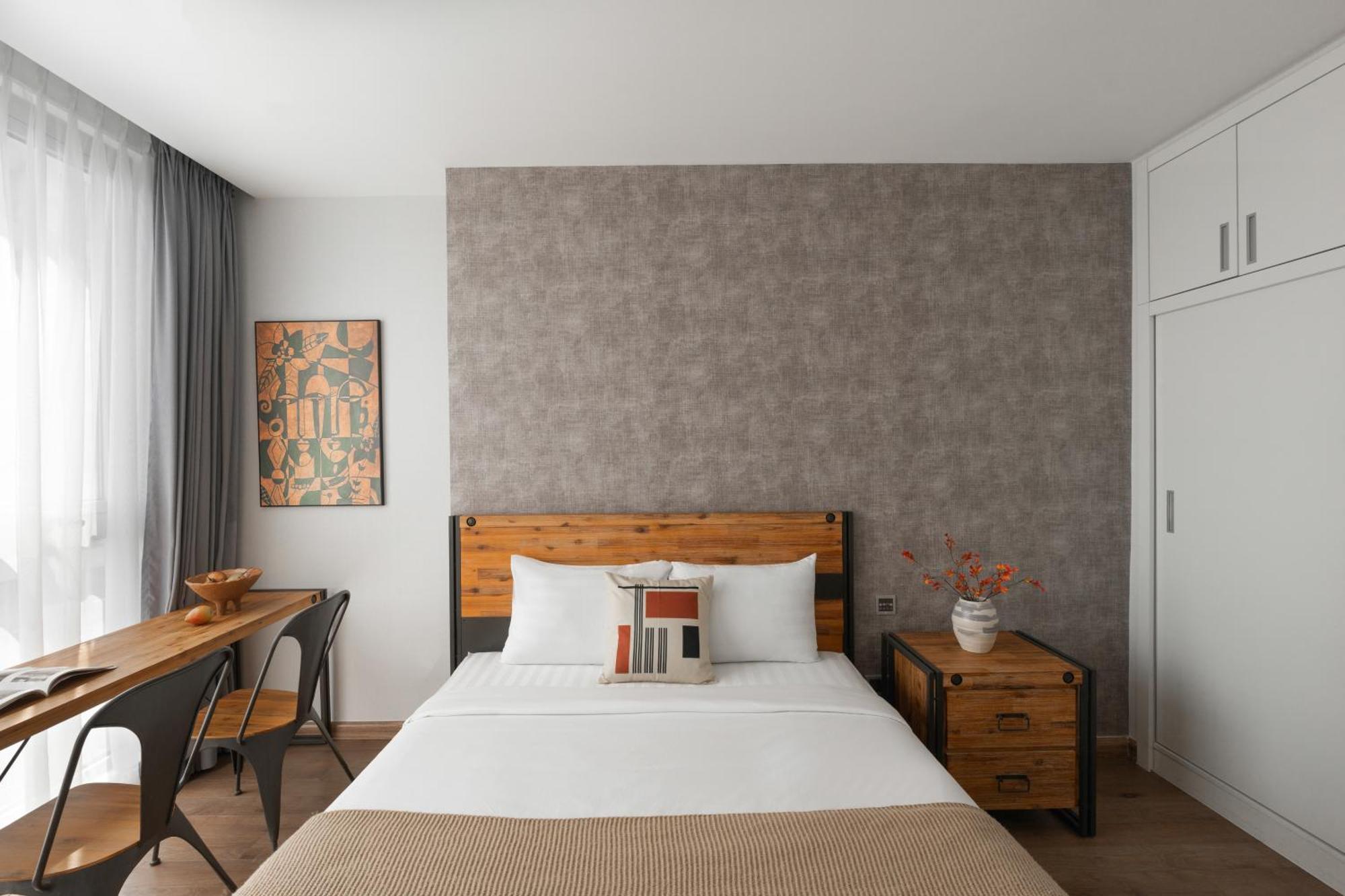 Allen Luxury - Vinhomes Park * Bandar Ho Chi Minh
