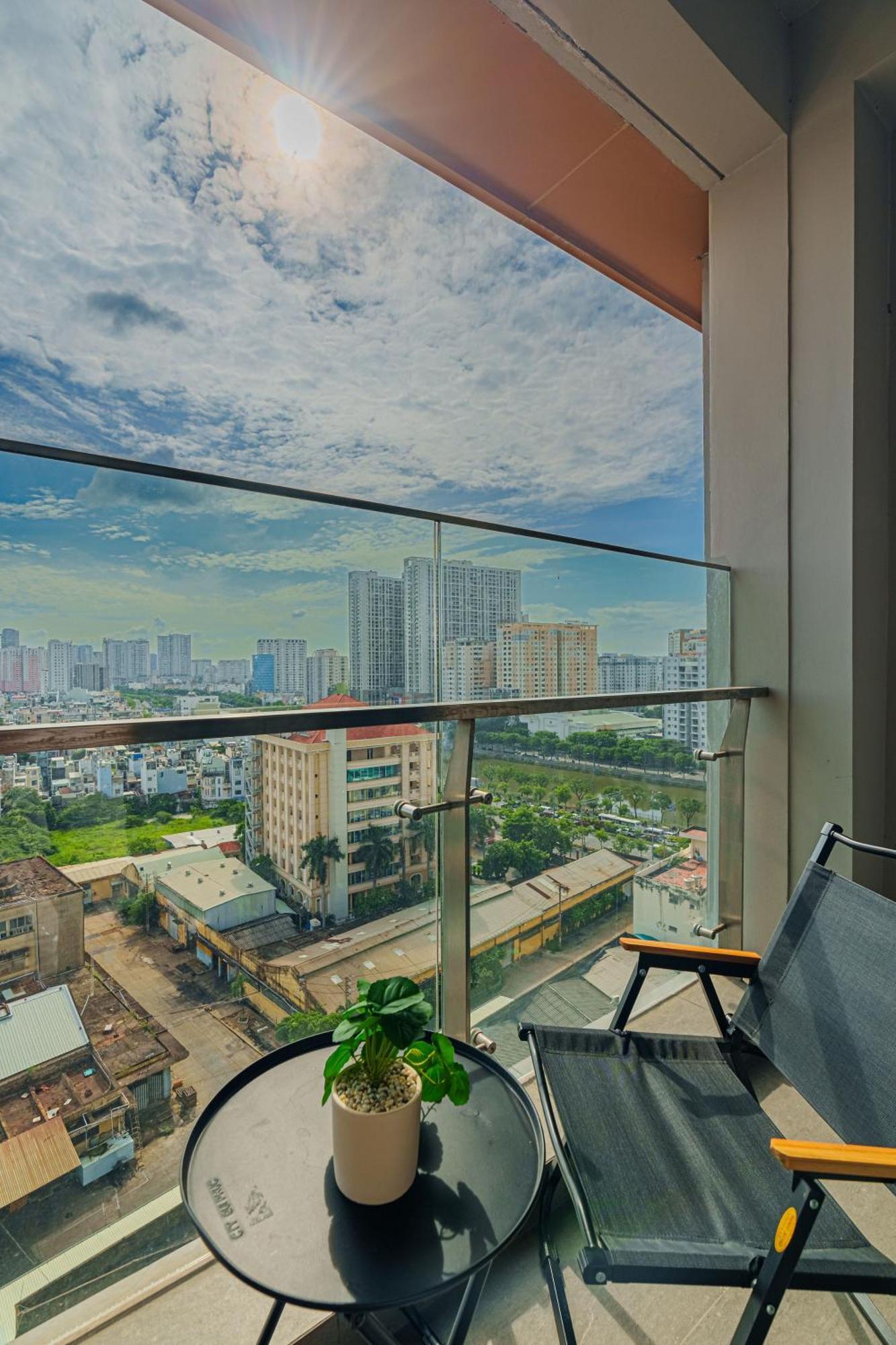 Apartment Zenity And Dimension Apartment, 608 Vo Kiet, Phuong Cau Kho, Quan 1,
