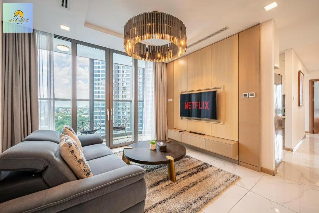 Landmark 81 Premium *