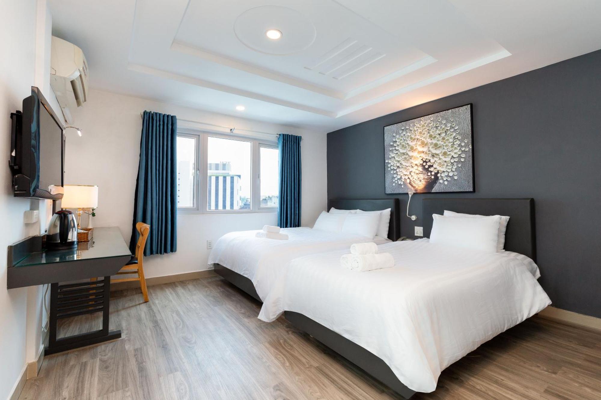 Apec Hotel 3*