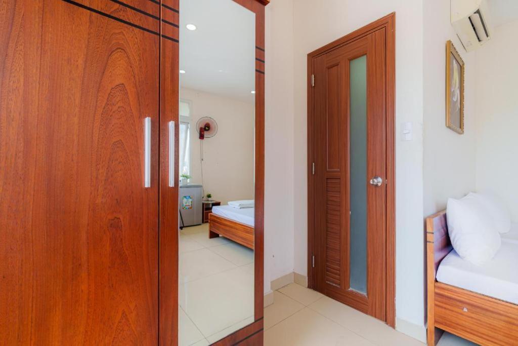Thu Thai - Lunaria Maison Group Khách sạn TP. Hồ Chí Minh