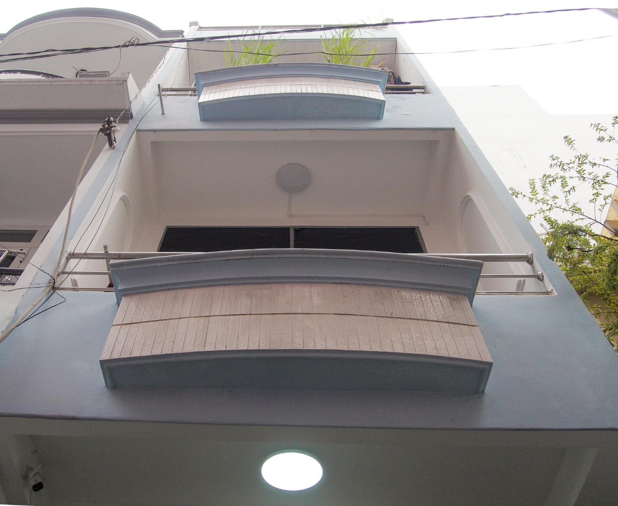 Minh House *