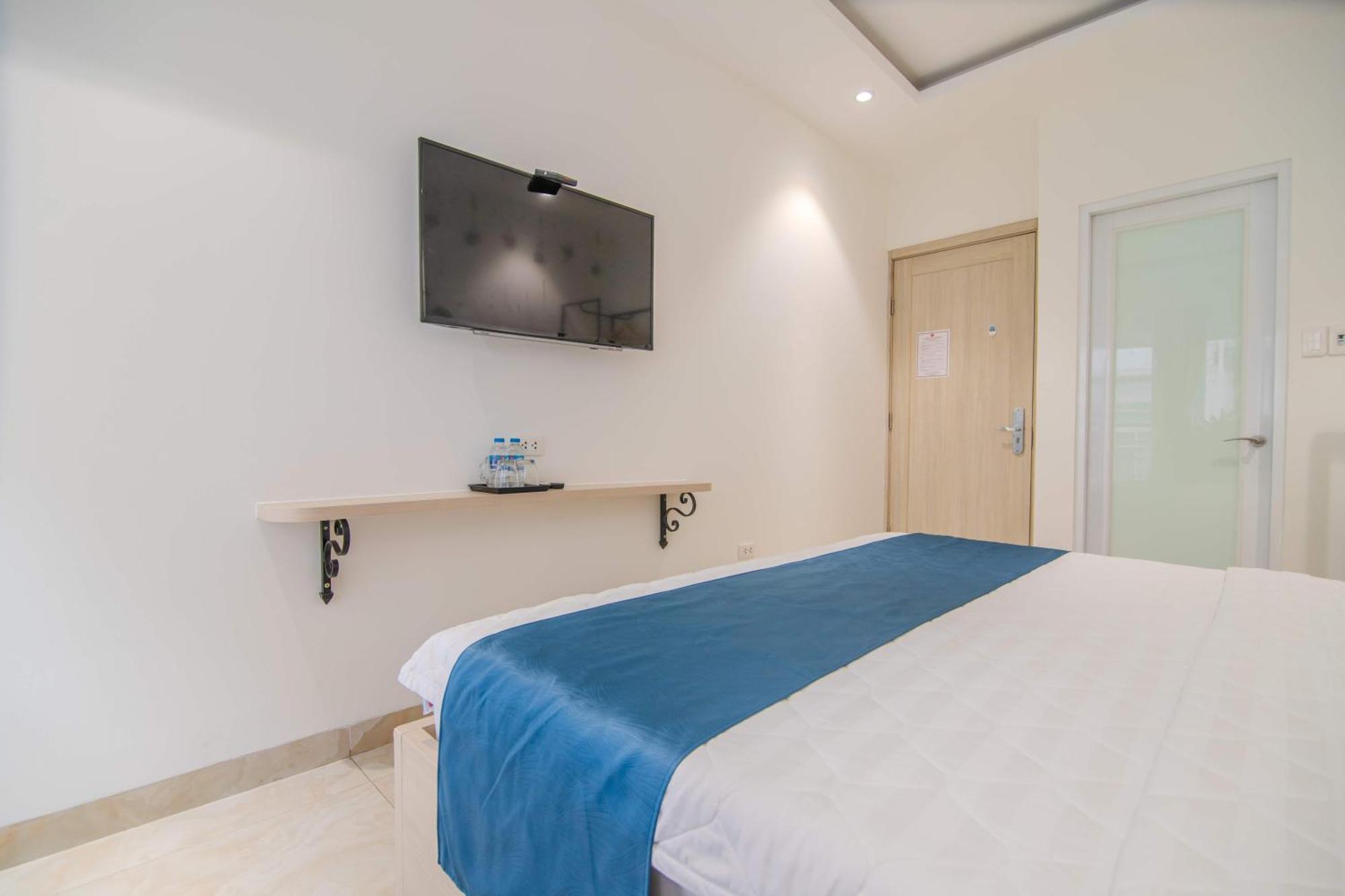 Bin Bin 3 - Near Sc Vivo D7 2* Ho Chi Minh City