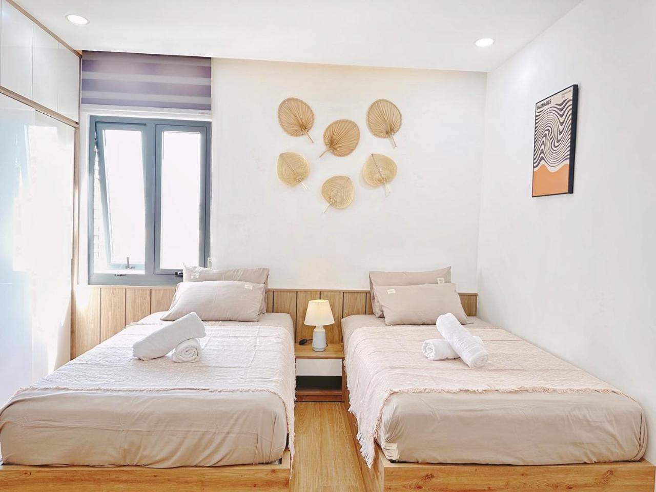 Apartment Riverside House Near Airport *