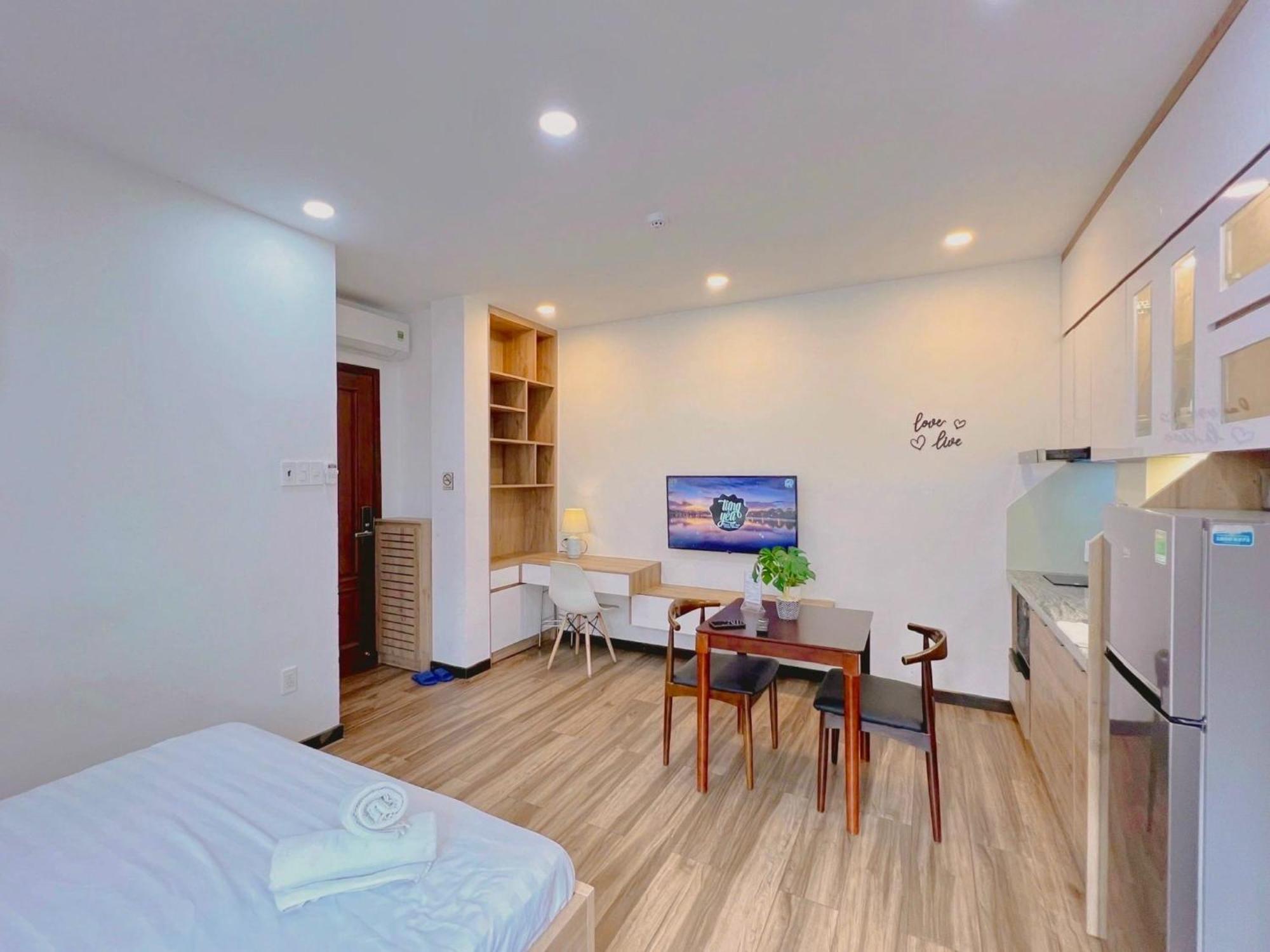 Apartment Riverside House Near Airport Ho Chi Minh City