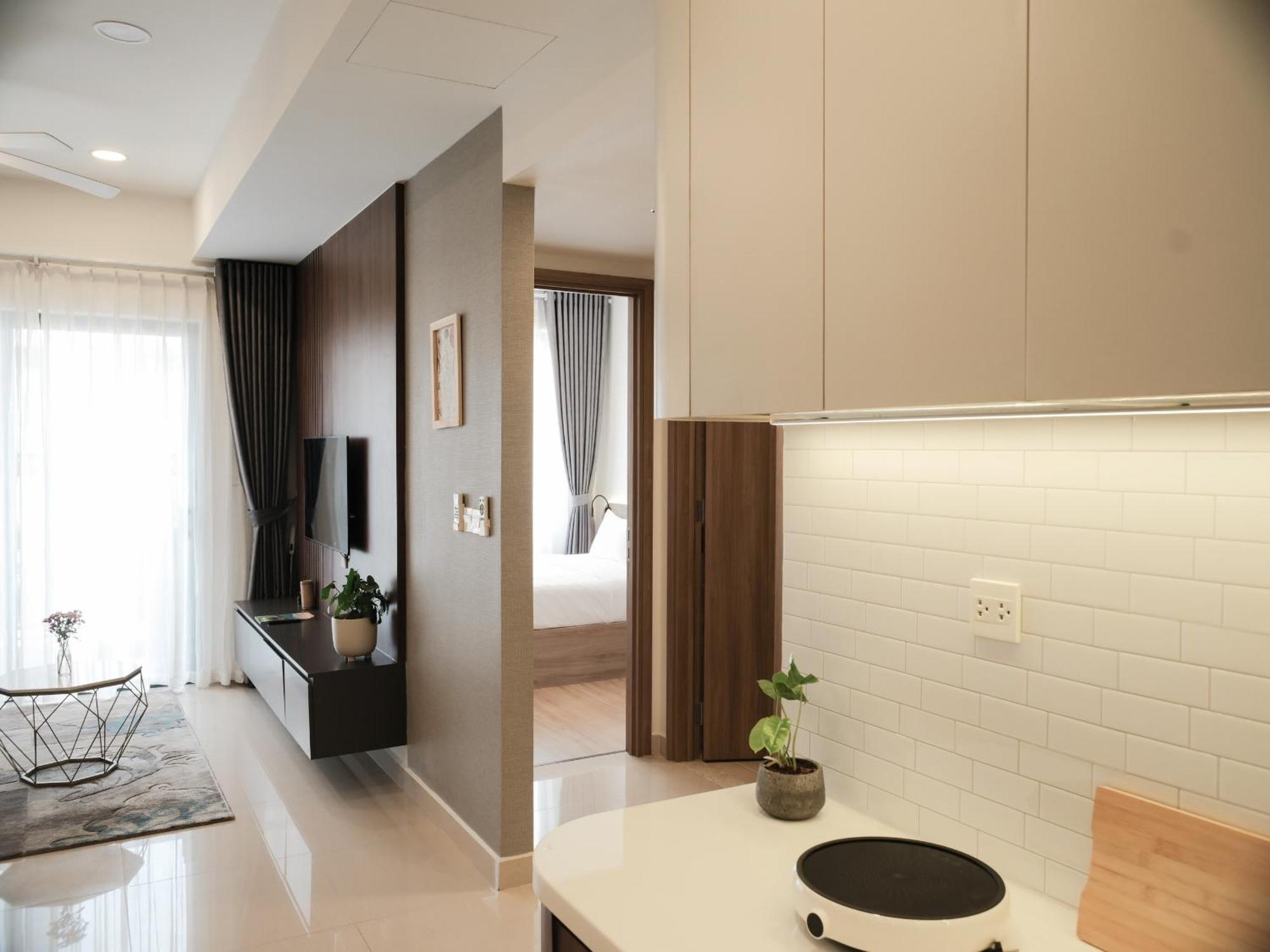 High-floor 2br In District 1, Hochiminh Apartment Ho Chi Minh City