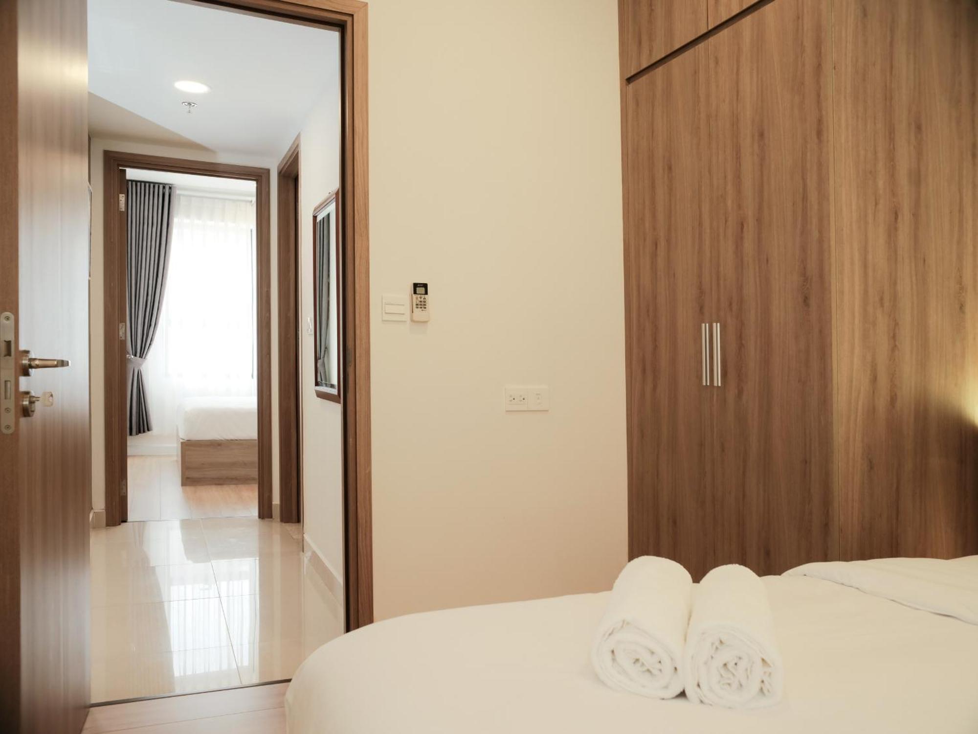 High-floor 2br In District 1, Hochiminh Apartment