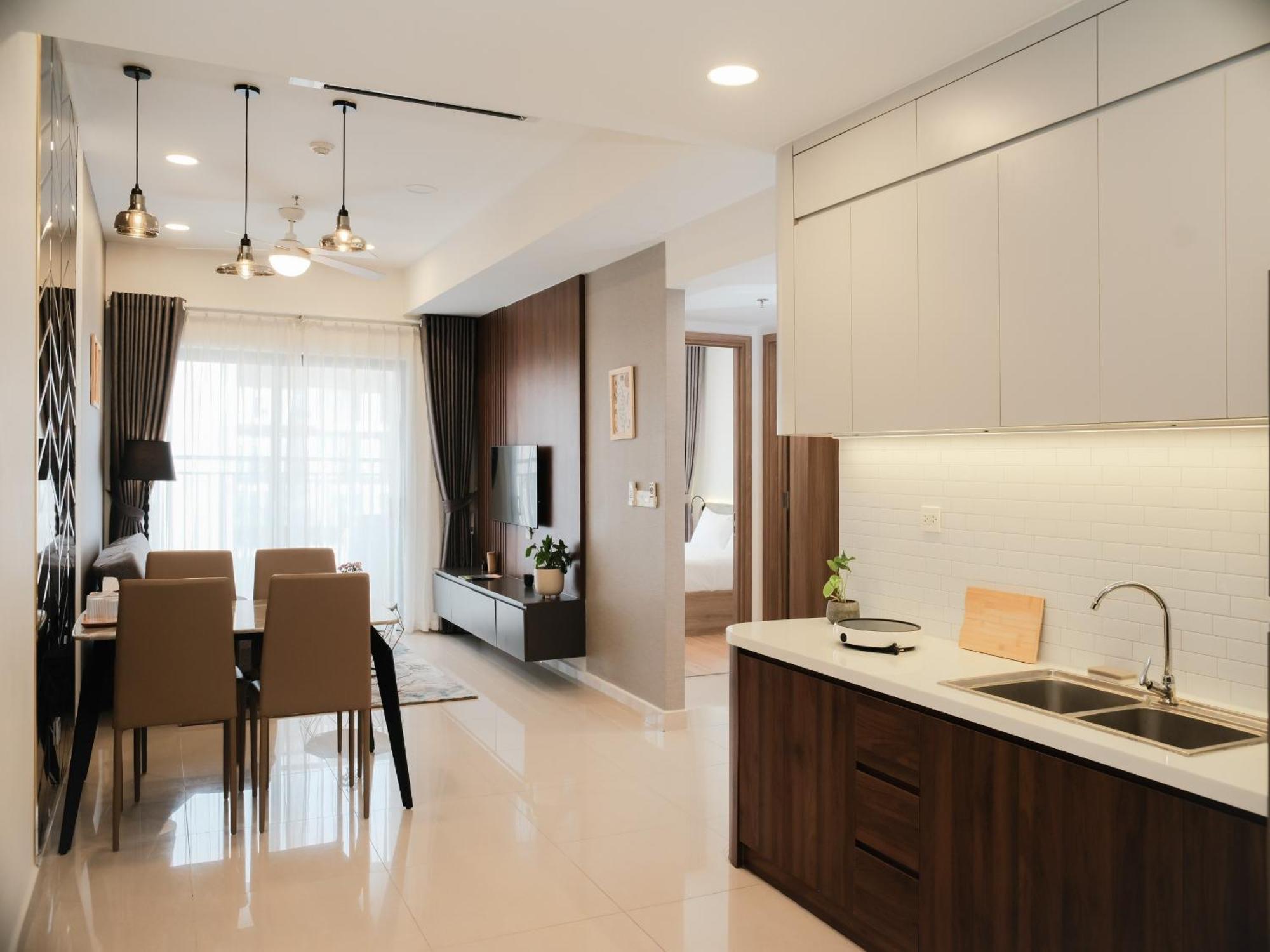 High-floor 2br In District 1, Hochiminh Apartment Ho Chi Minh City