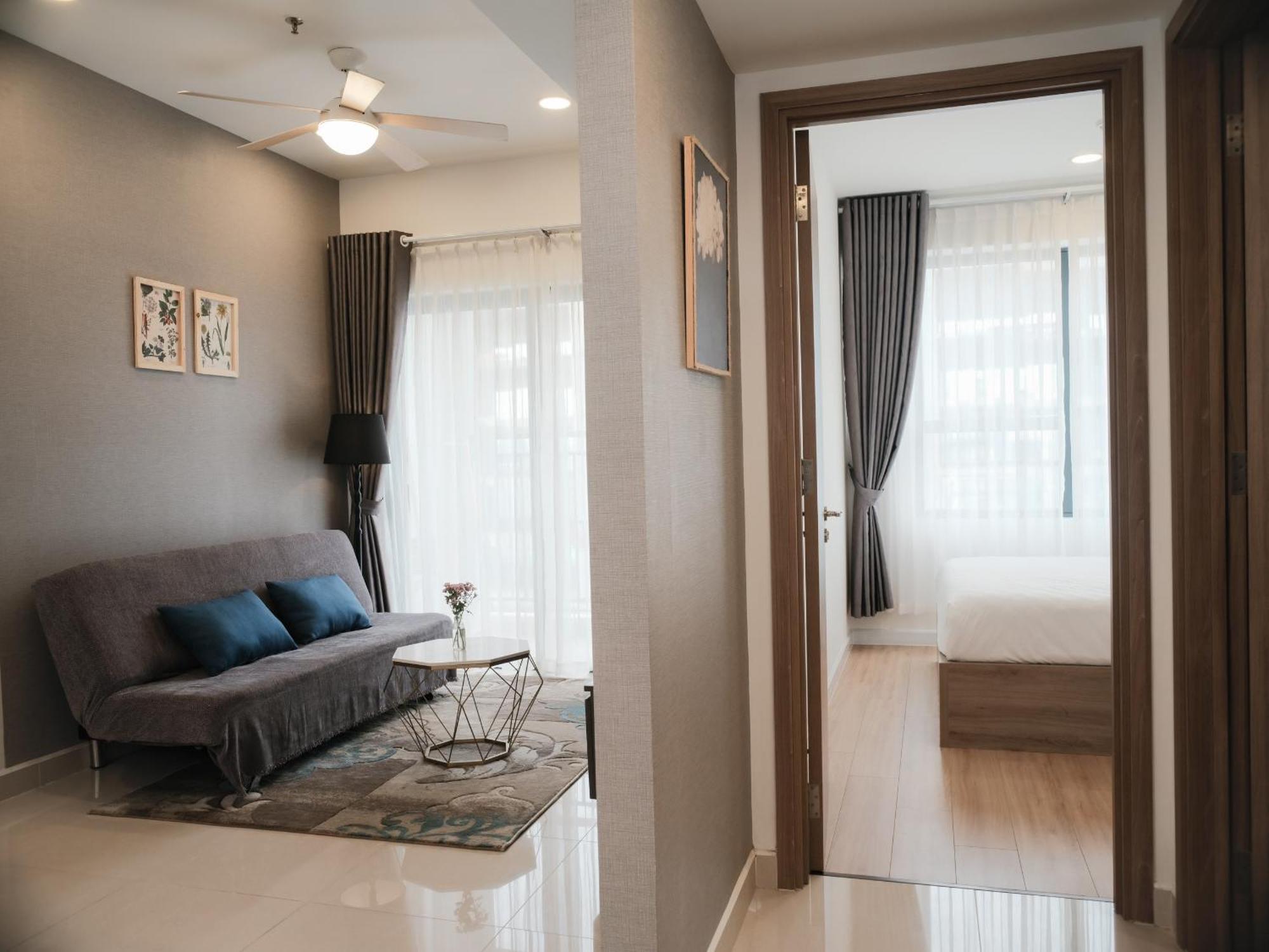 High-floor 2br In District 1, Hochiminh Apartment *