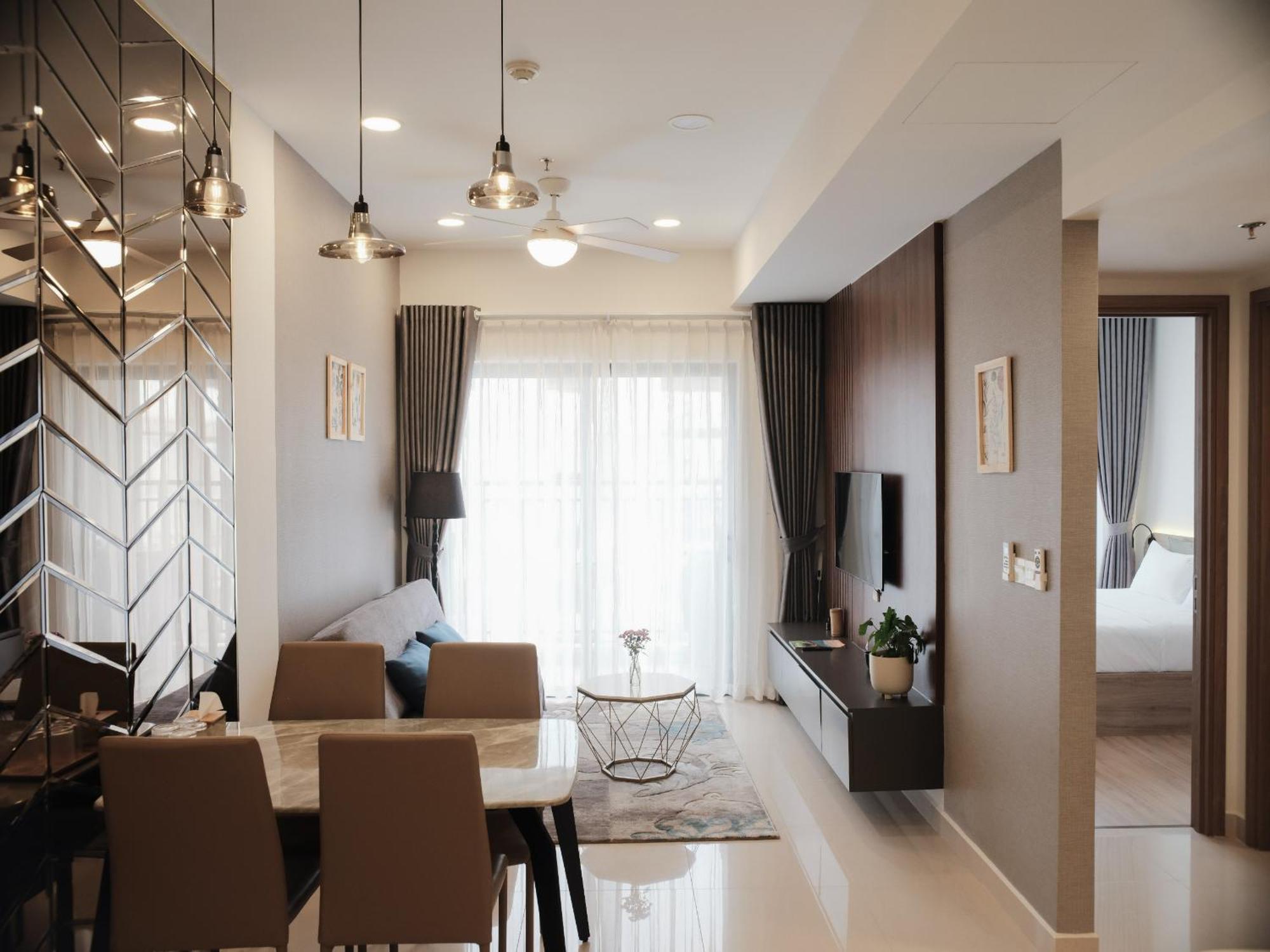 High-floor 2br In District 1, Hochiminh *