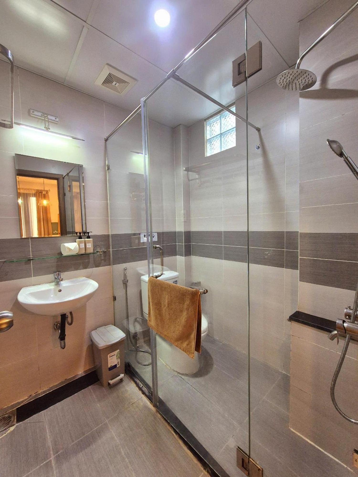 Ff Evy House Aparthotel