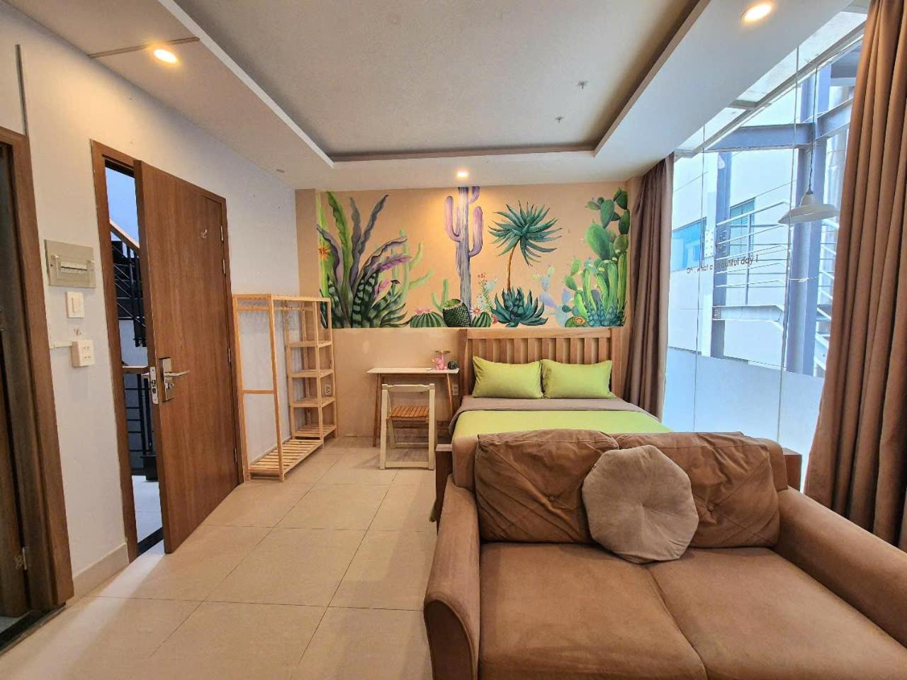 Aparthotel Ff Evy House *