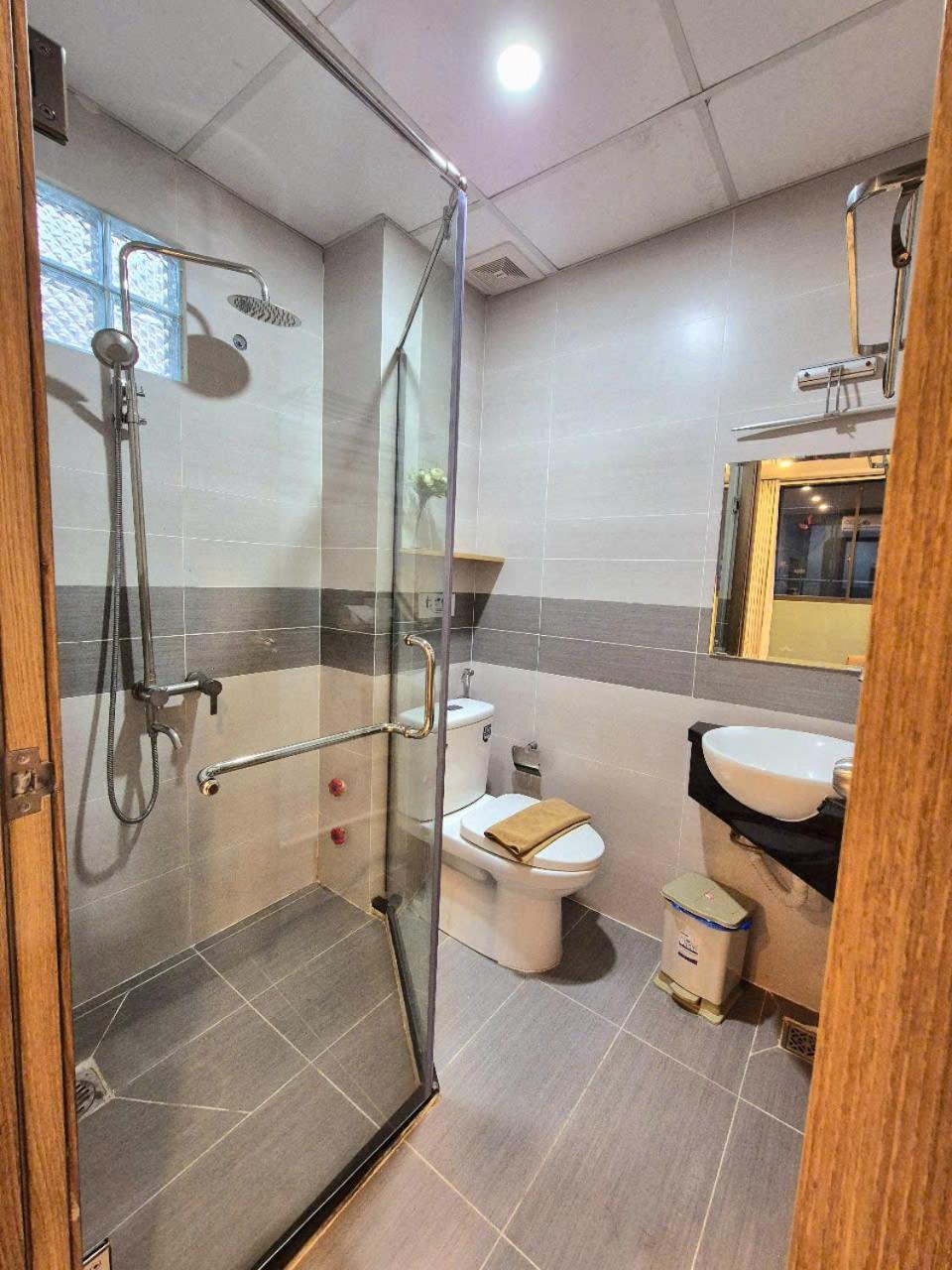 Ff Evy House Aparthotel