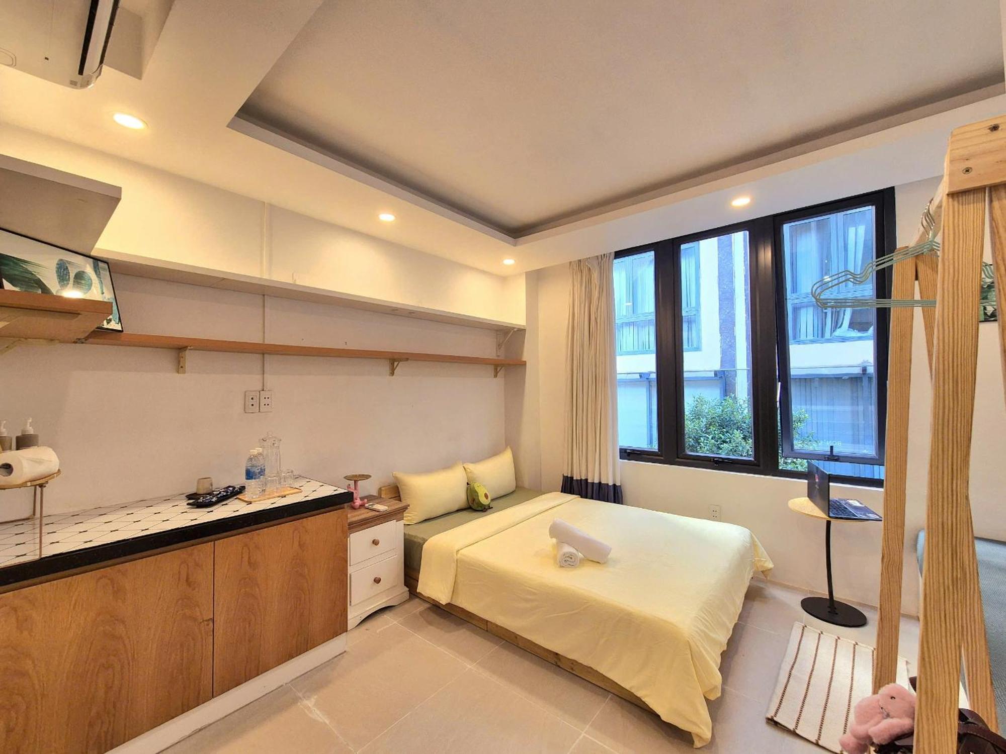 Ff Evy House *