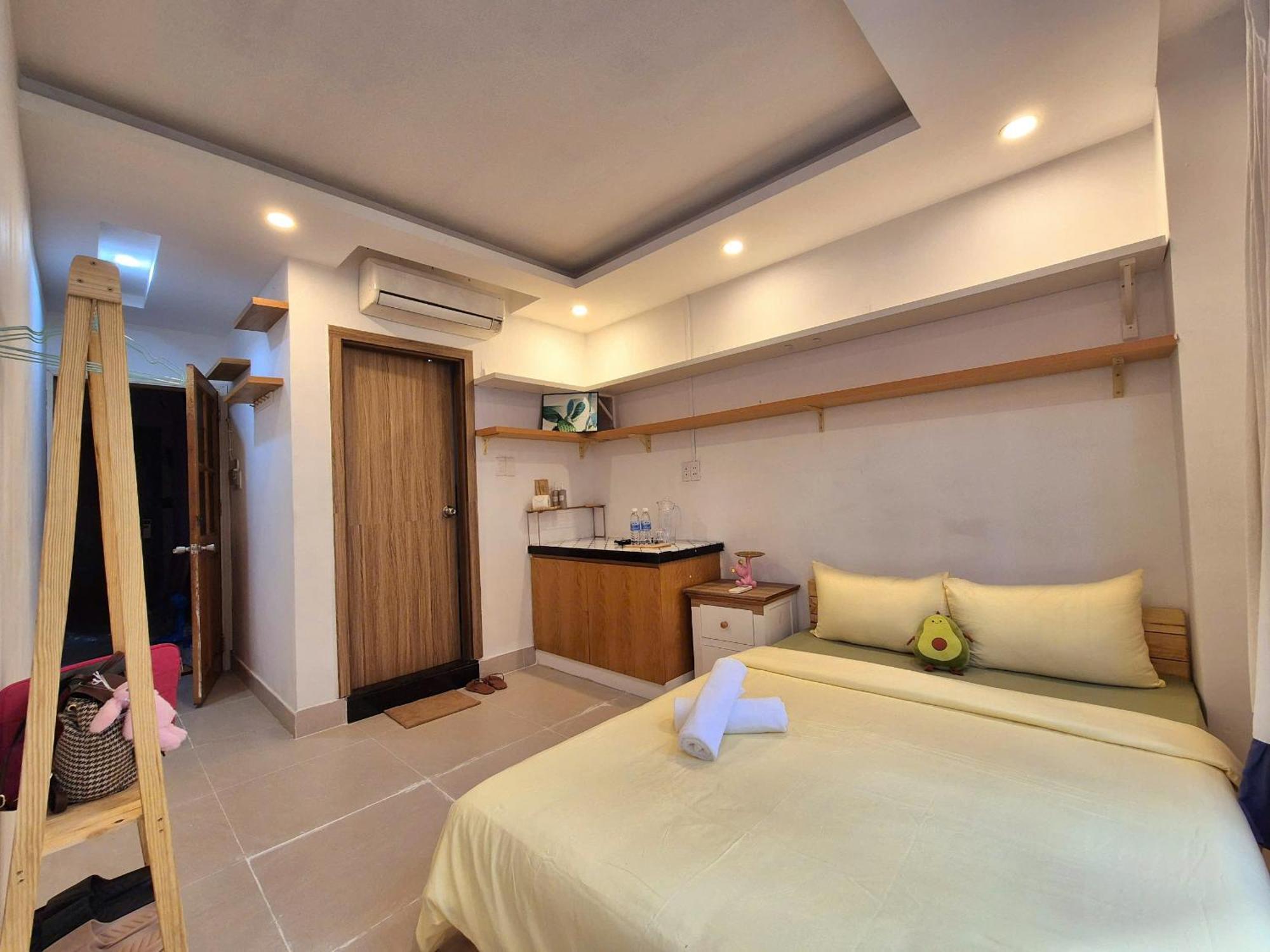 Aparthotel Ff Evy House *