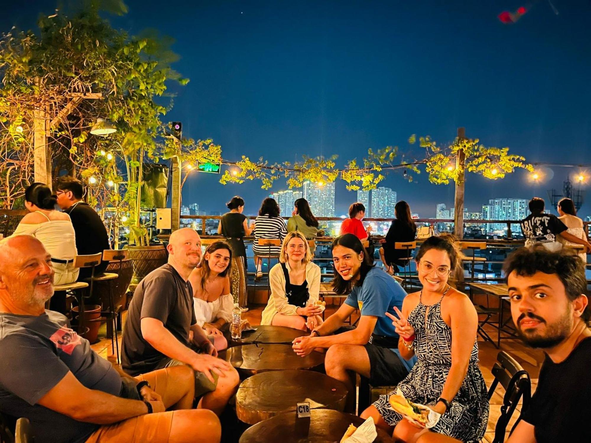 Hostel Saigon Authentic Hostel: Rooftop Retreat With Culinary Experiences Ho Chi Minh City