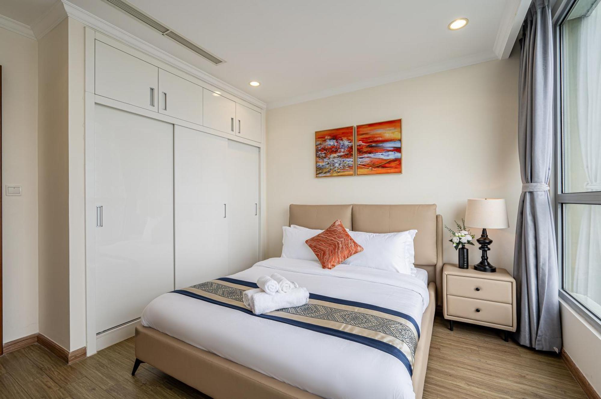 Sy's - Vinhomes Park - & View Apartment