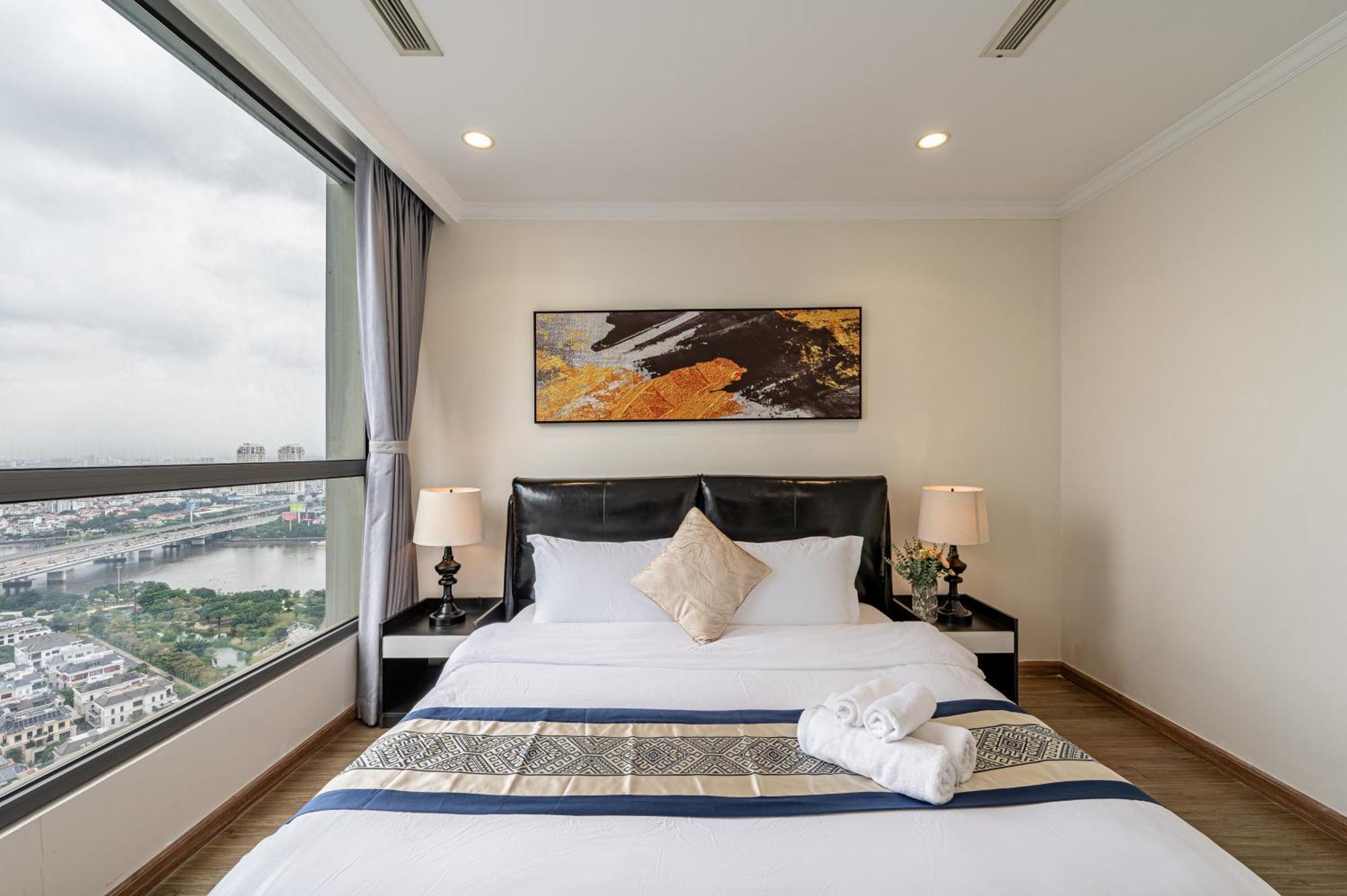 Sy's - Vinhomes Park - & View Apartment