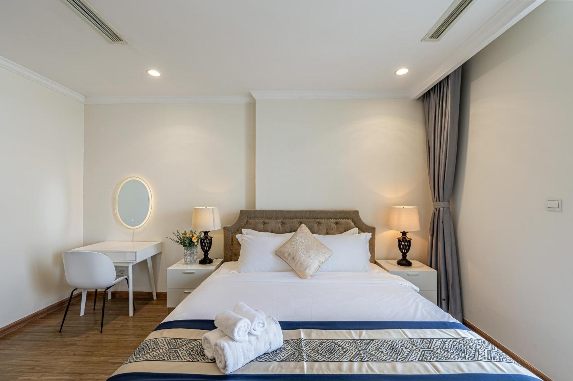 Sy's - Vinhomes Park - & View Apartment