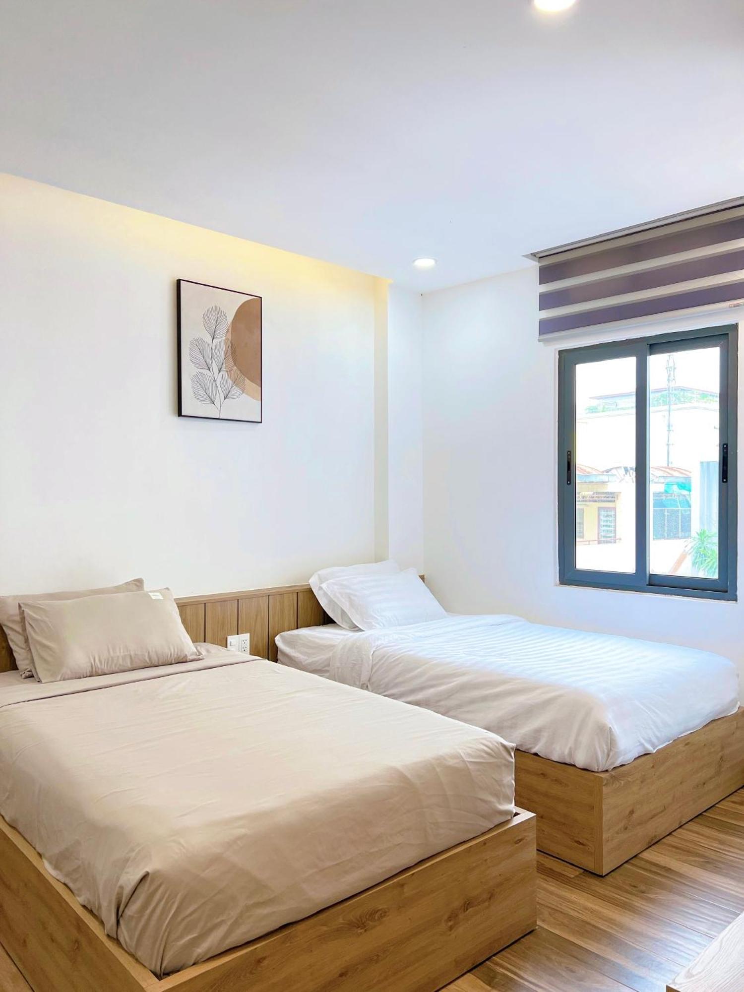 Riverside House Near Airport * Ho Chi Minh City