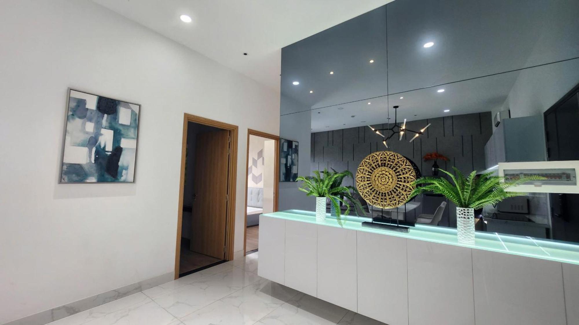 Apartment Lakeview 2, Thu Thiem - Rory's