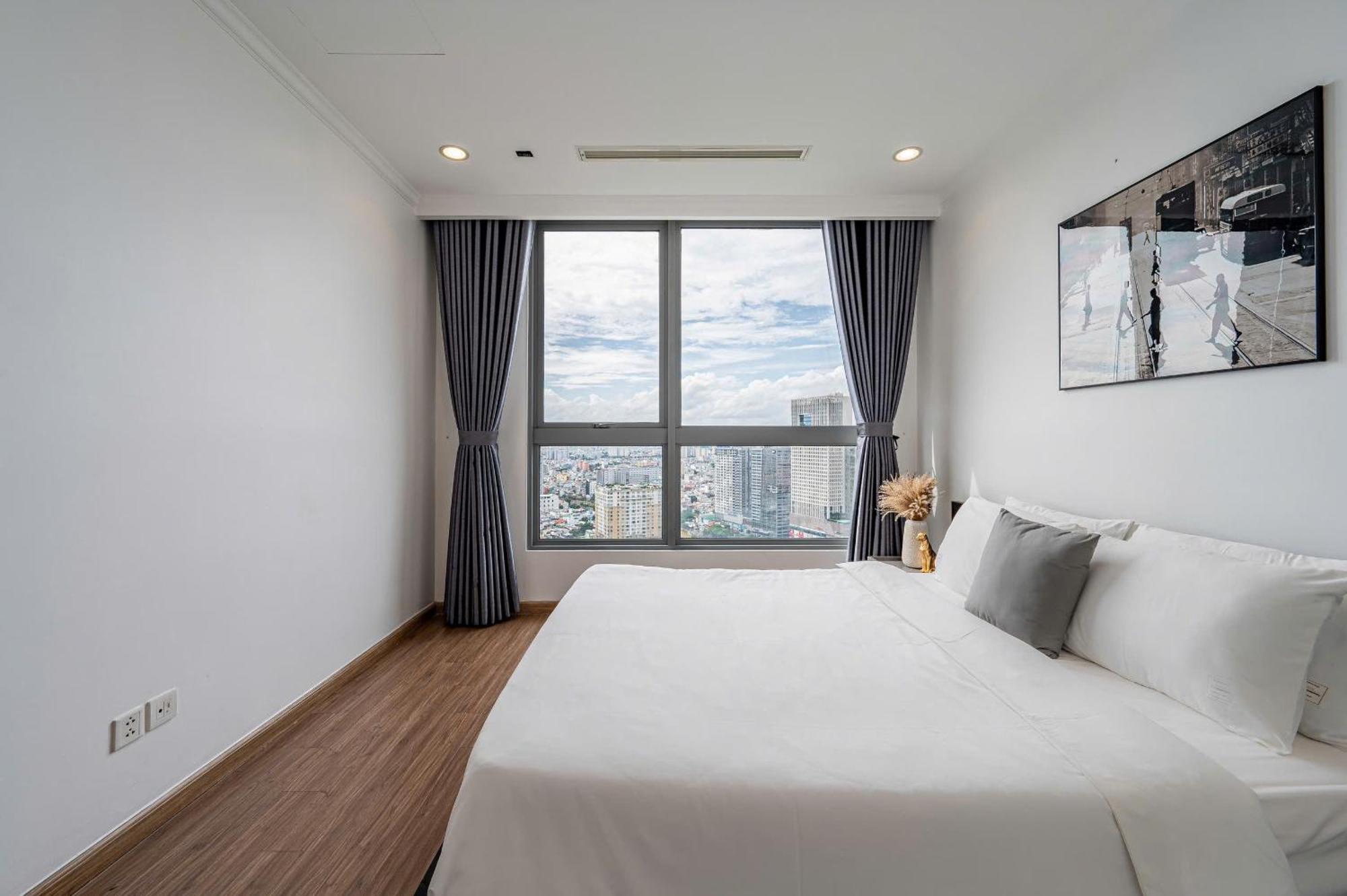 At Landmark - Vinhomes TP. Hồ Chí Minh