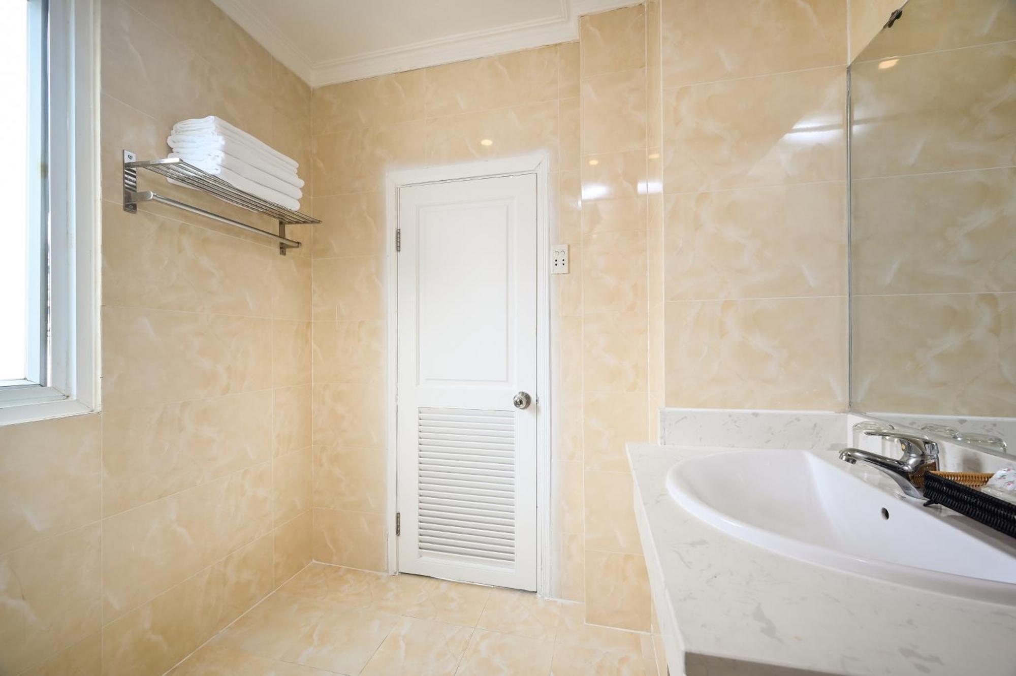 Ruby Saigon Hotel&suite Ben Thanh Khách sạn TP. Hồ Chí Minh