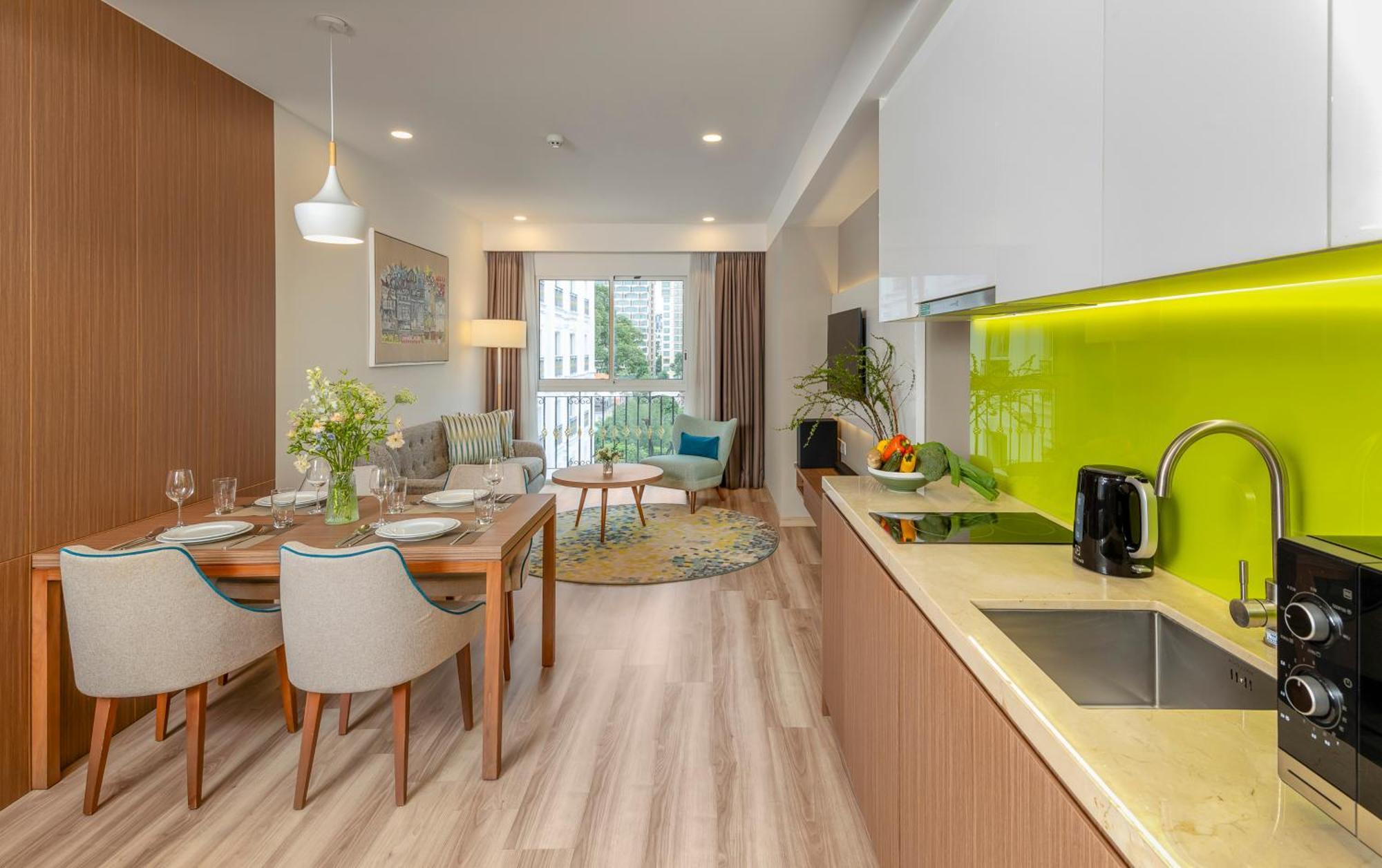 Aparthotel T-ritz Saigon & 4*